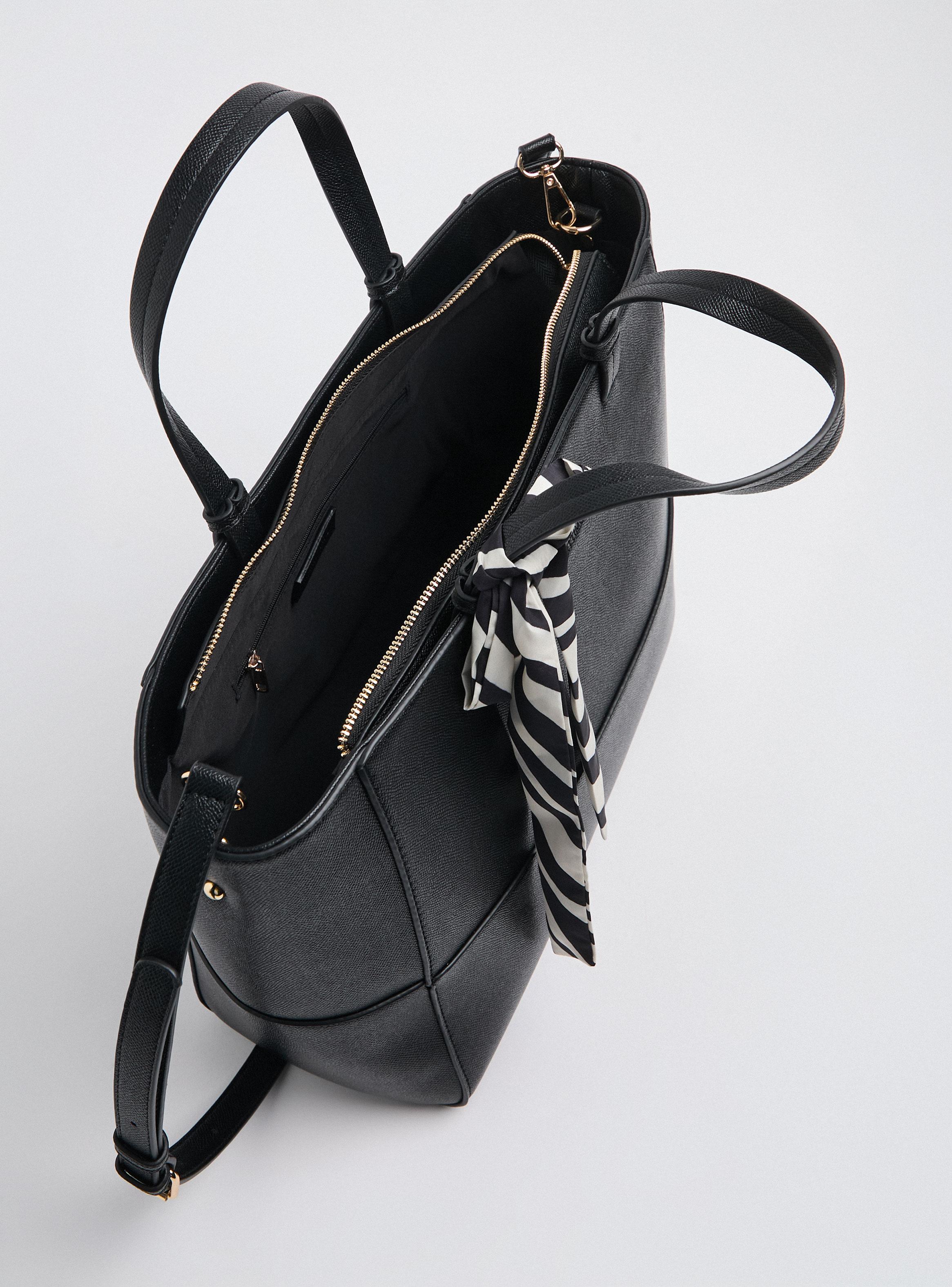 Cartera Tipo Totebag Cortes-3