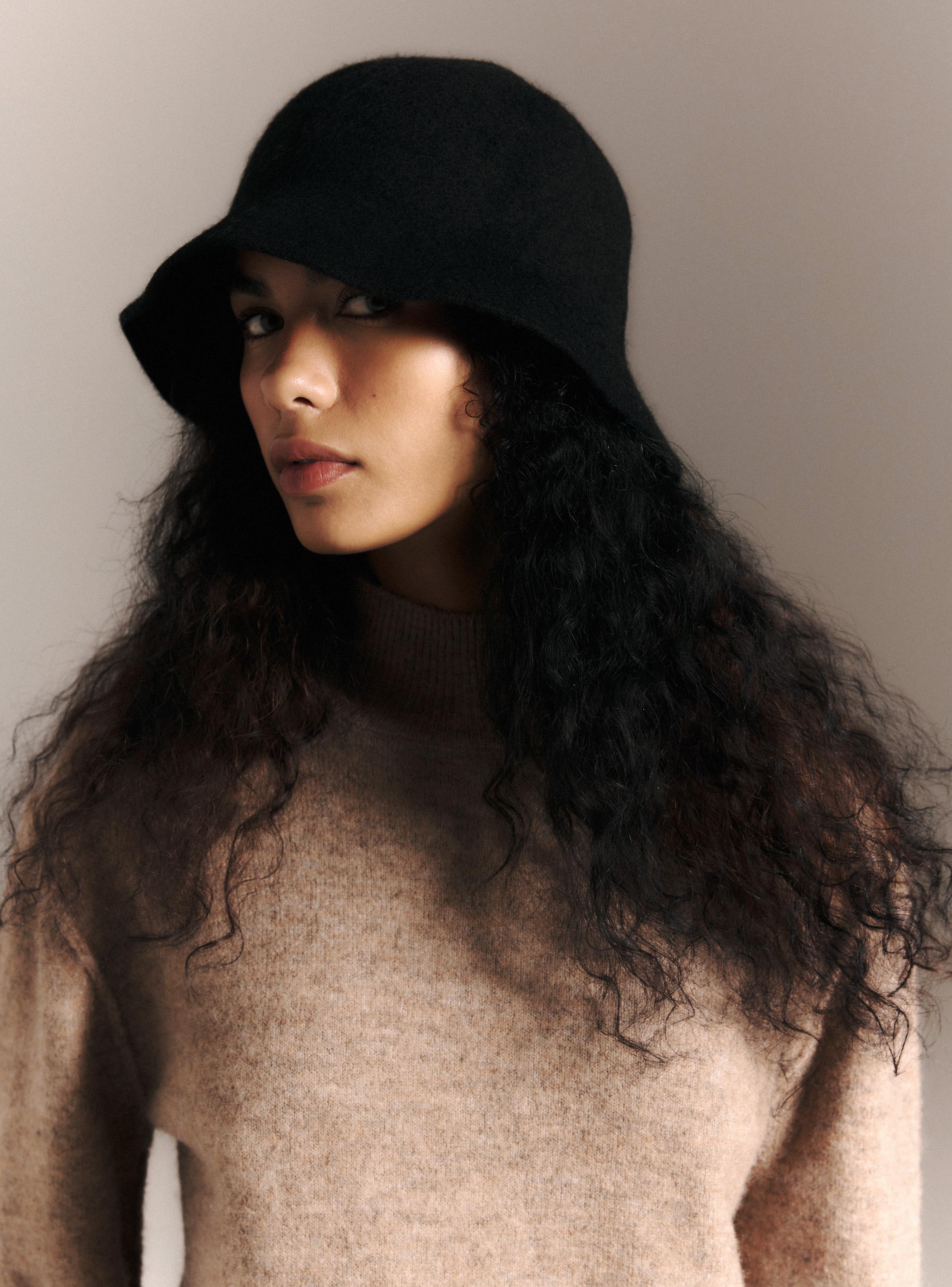 Gorro Bucket de Lana-0