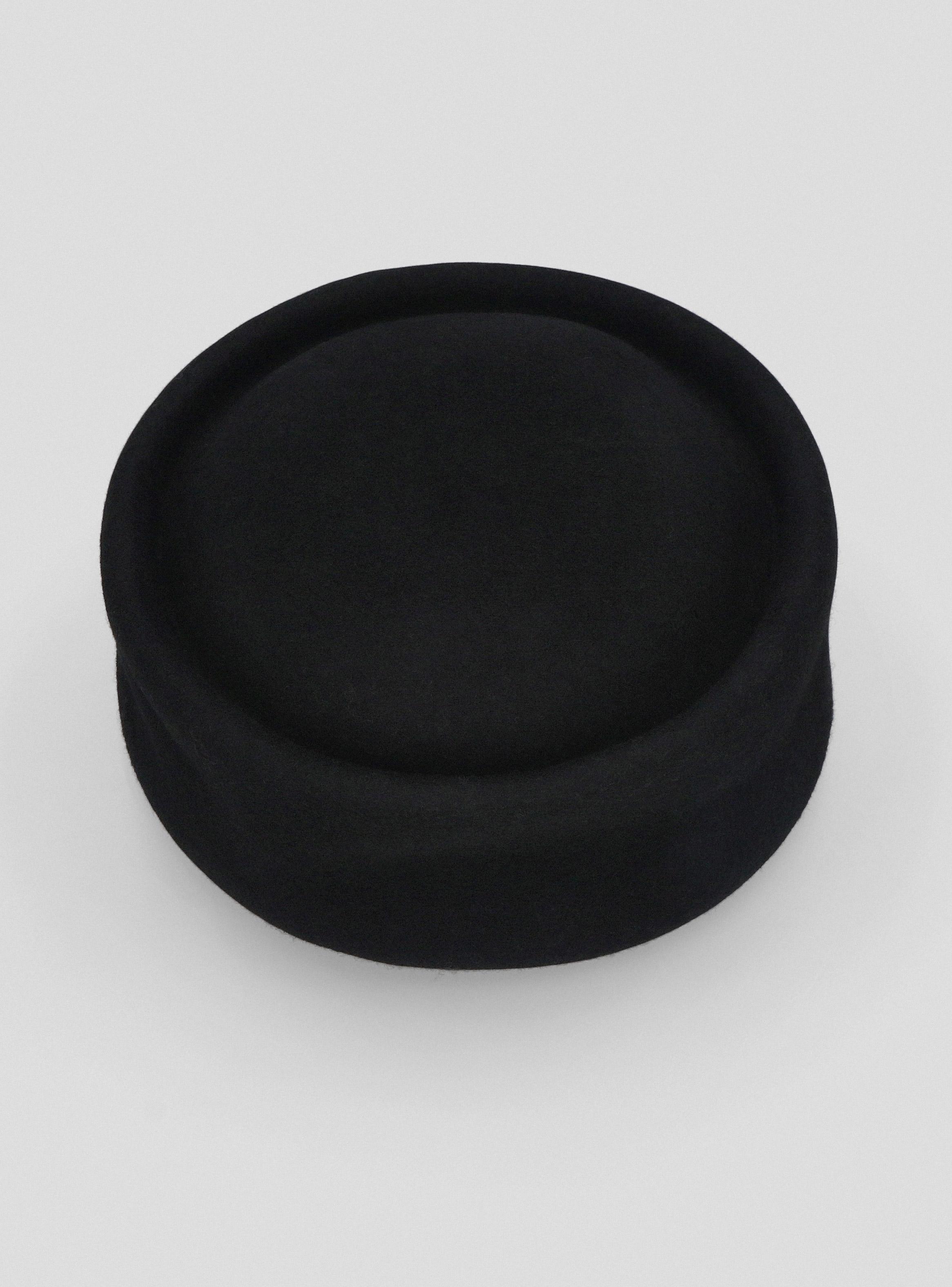 Gorro Pillbox de Lana-3