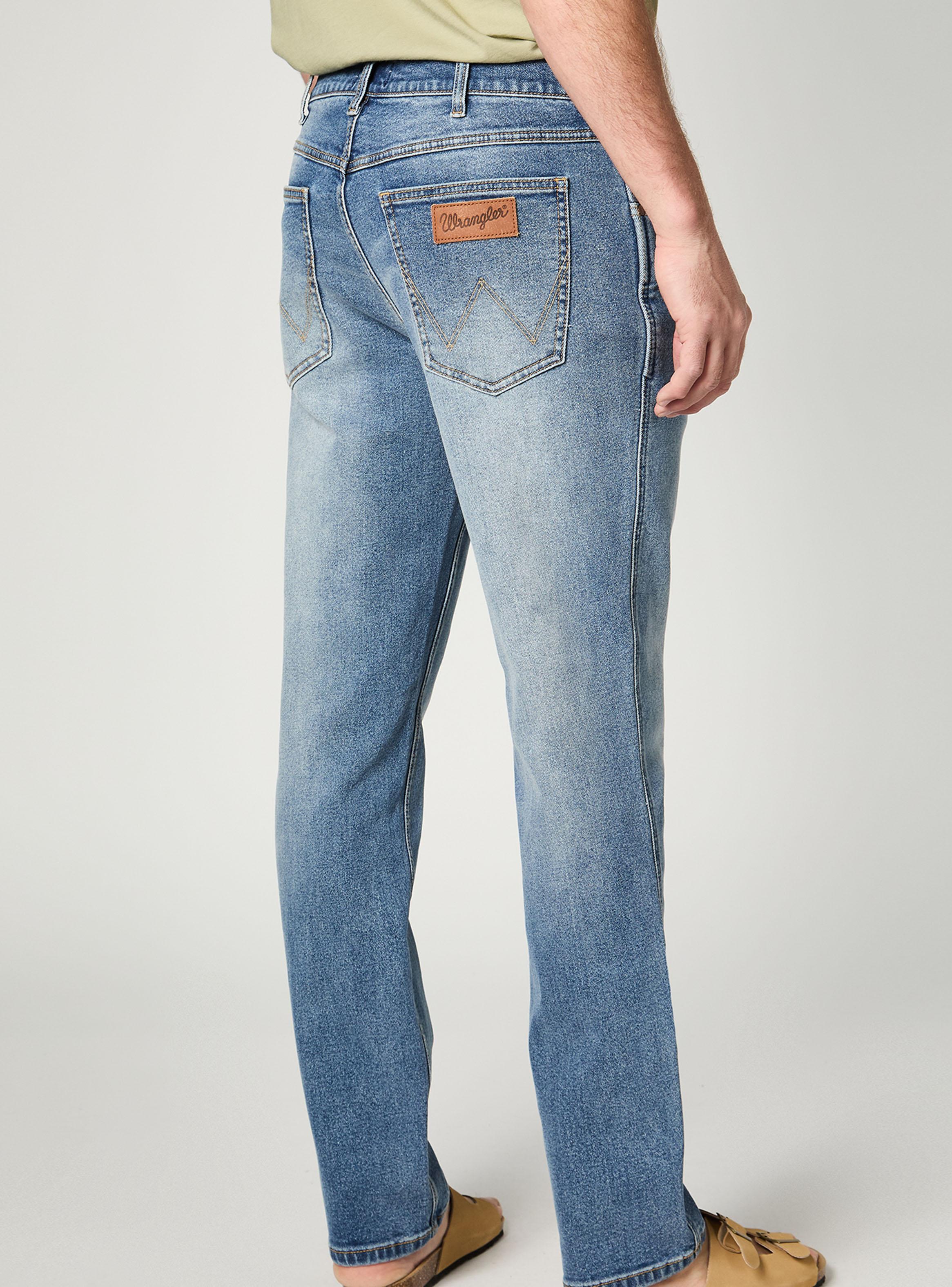 Jeans Wrg Cierre Metálico Regular Fit-1