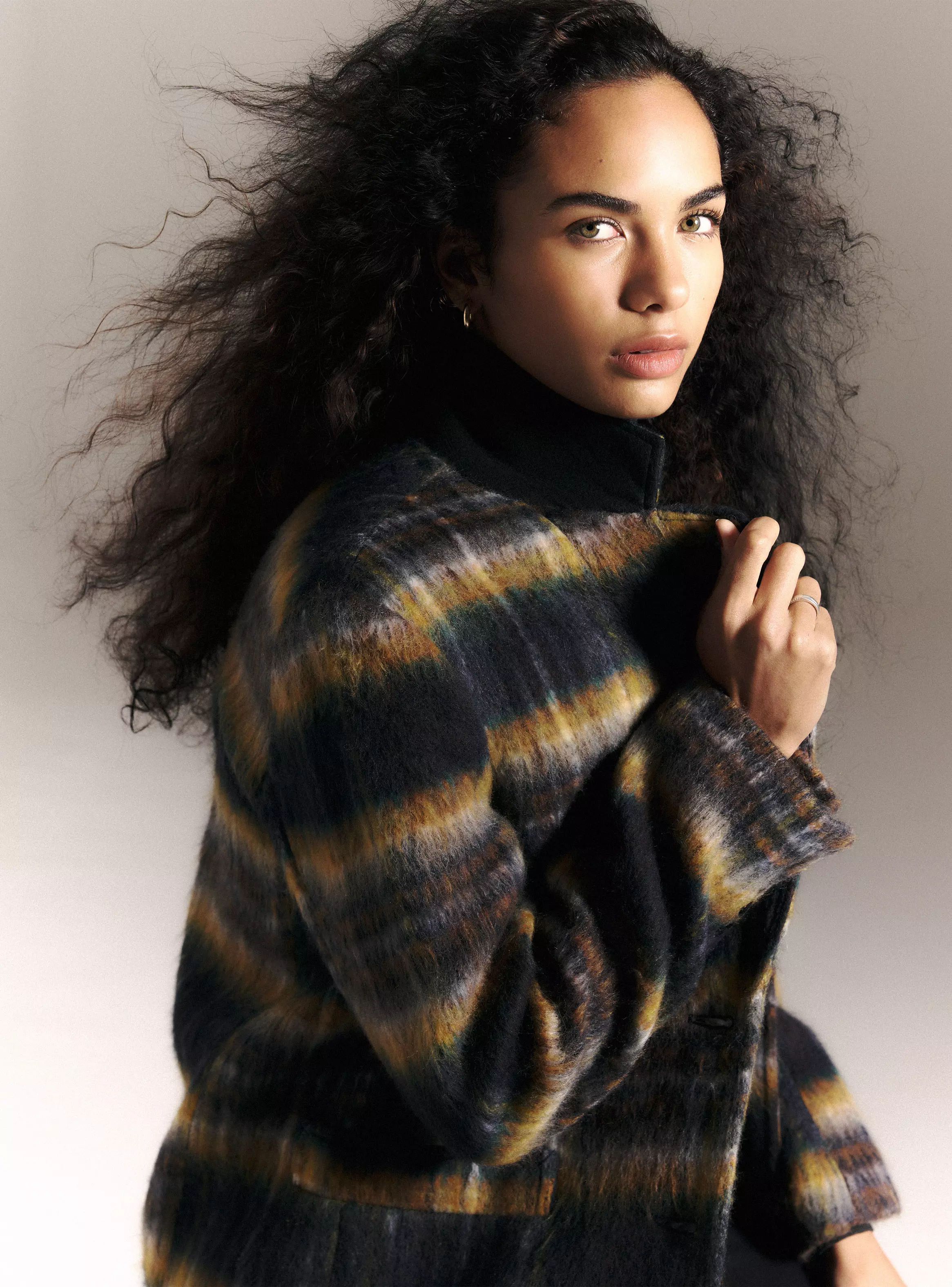 Abrigo Largo de Paño Cepillado con Diseño a Cuadros-3