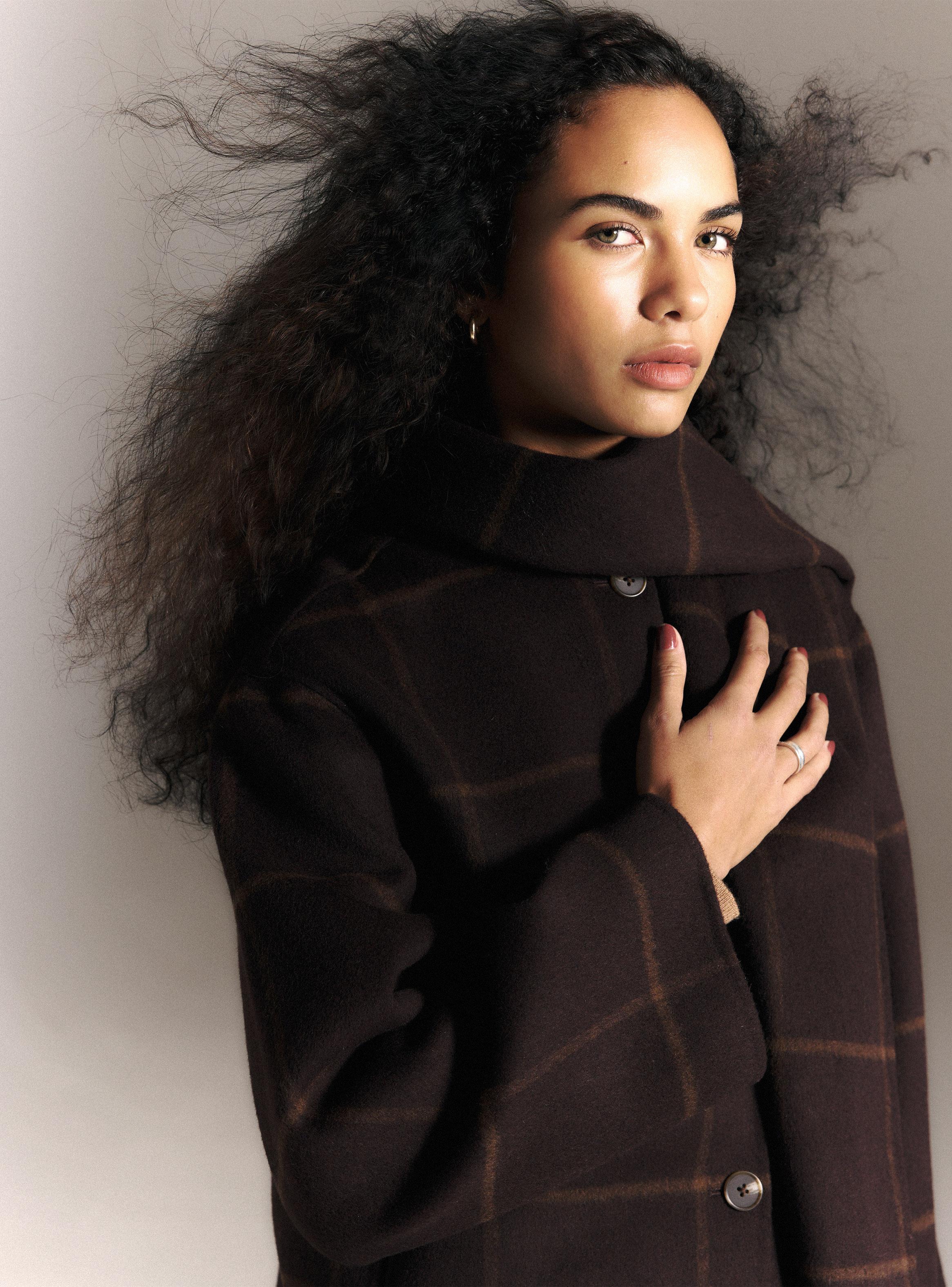 Abrigo con Lana de Cuadros y Bufanda Incorporada-2