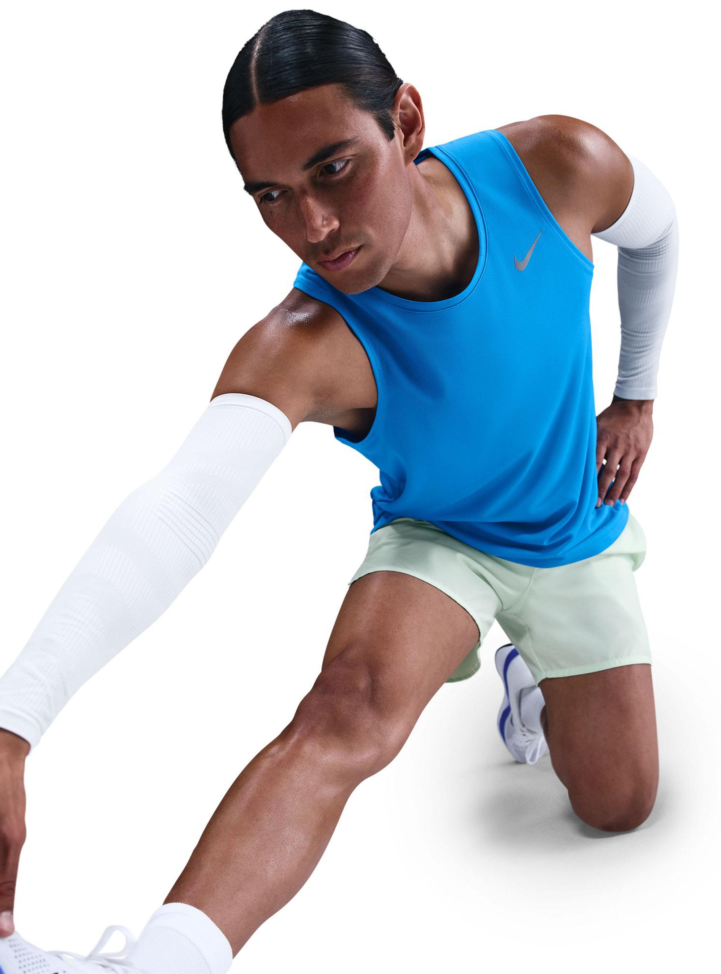 Polera de Correr Dfri Fit Miler Tank-2