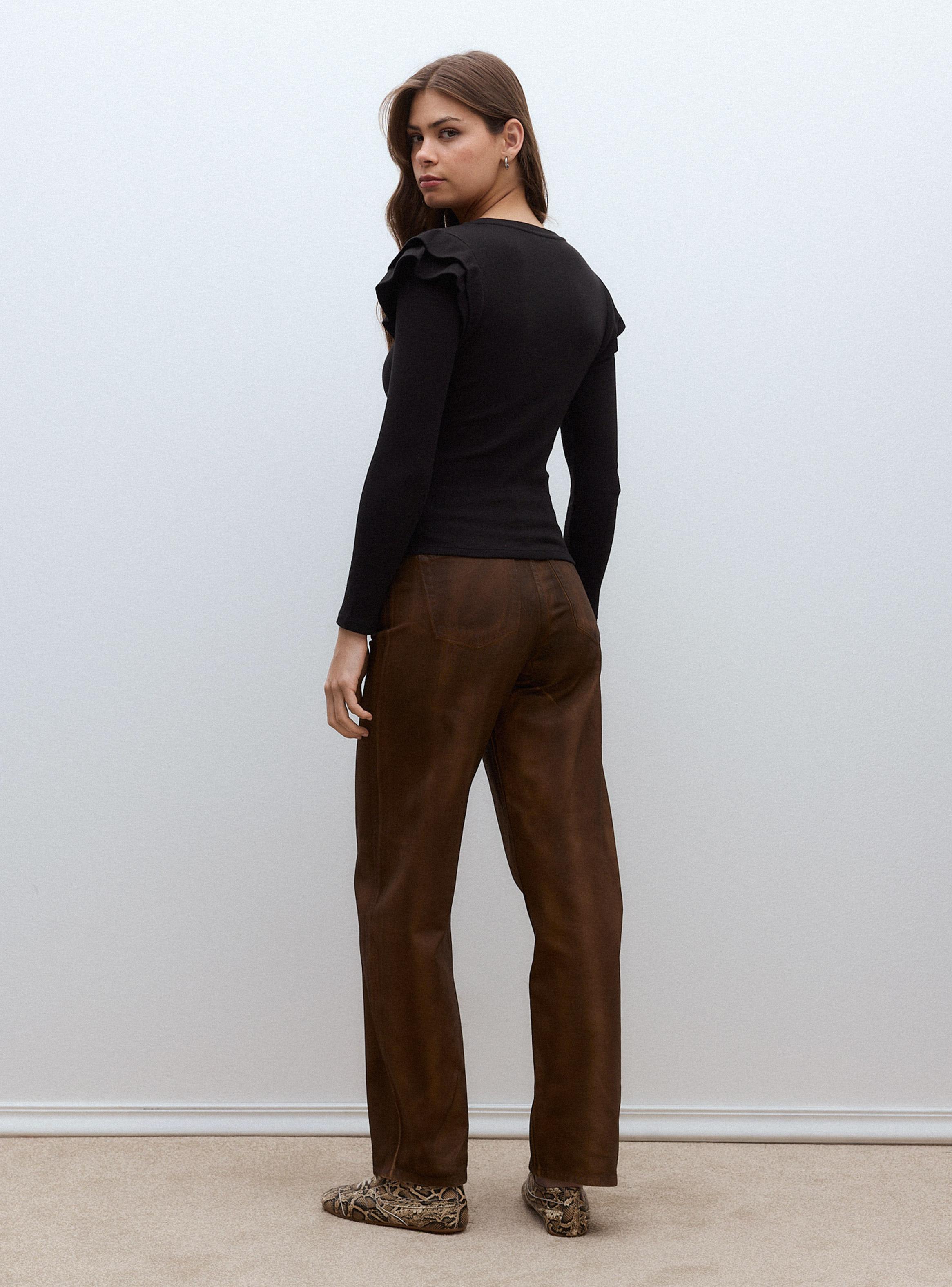 Polera Acanalada con Volantes en Hombros-5