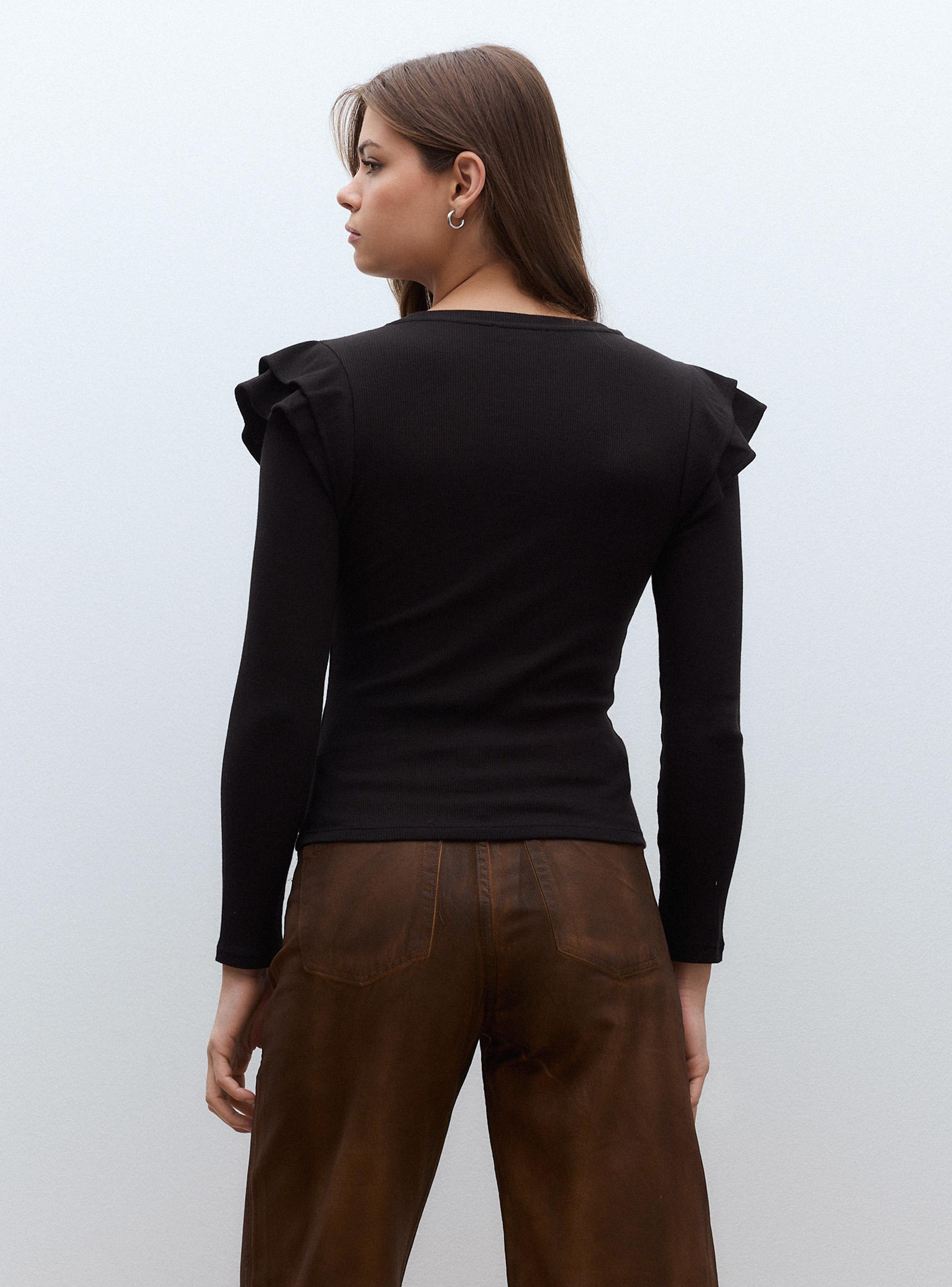 Polera Acanalada con Volantes en Hombros-1