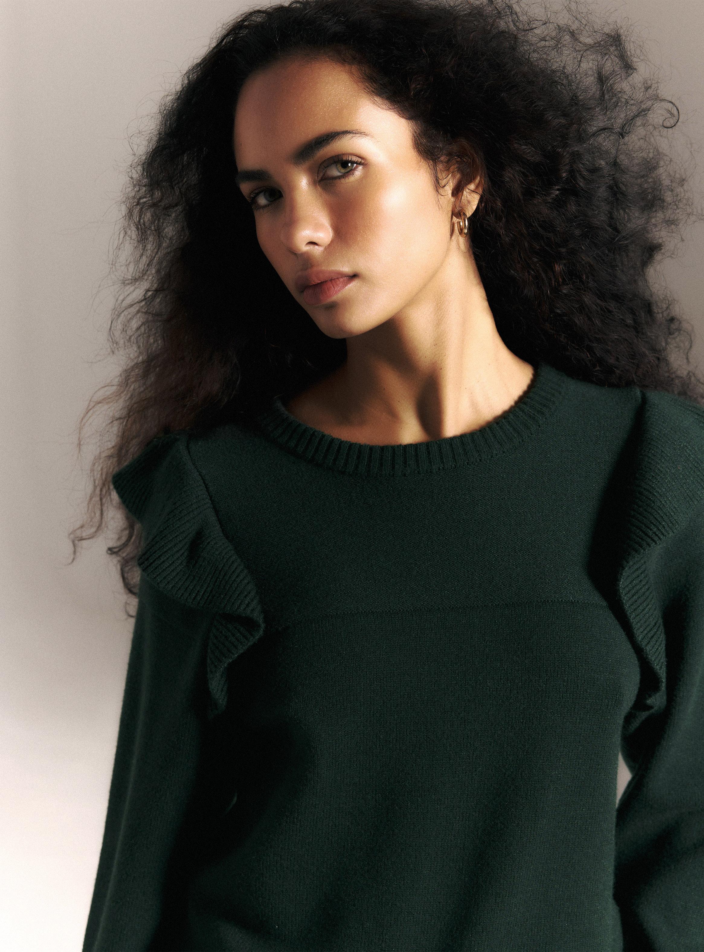 Sweater con Detalle de Vuelos en Hombros-3