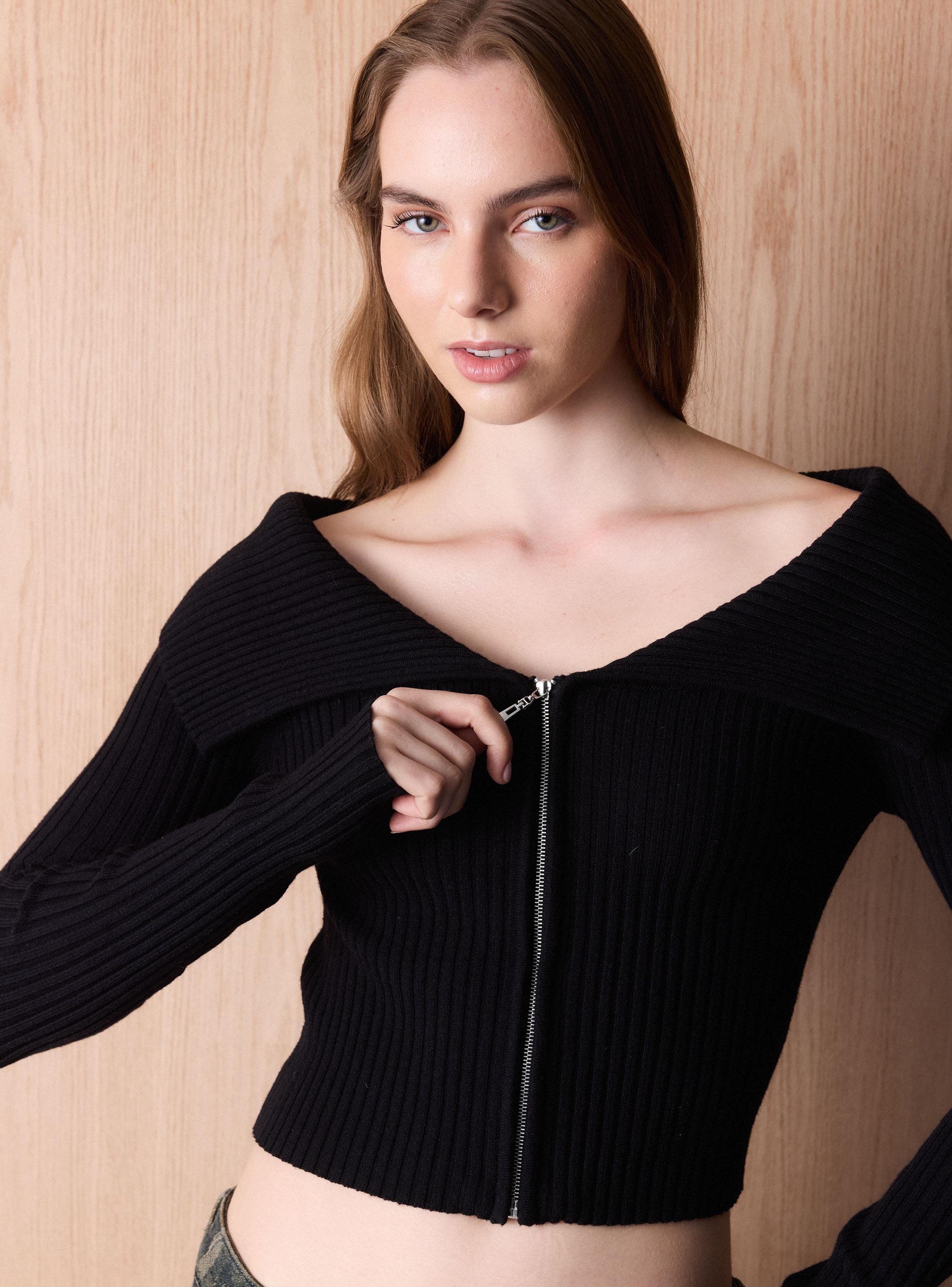 Sweater Hombro Caído y Cierre-2