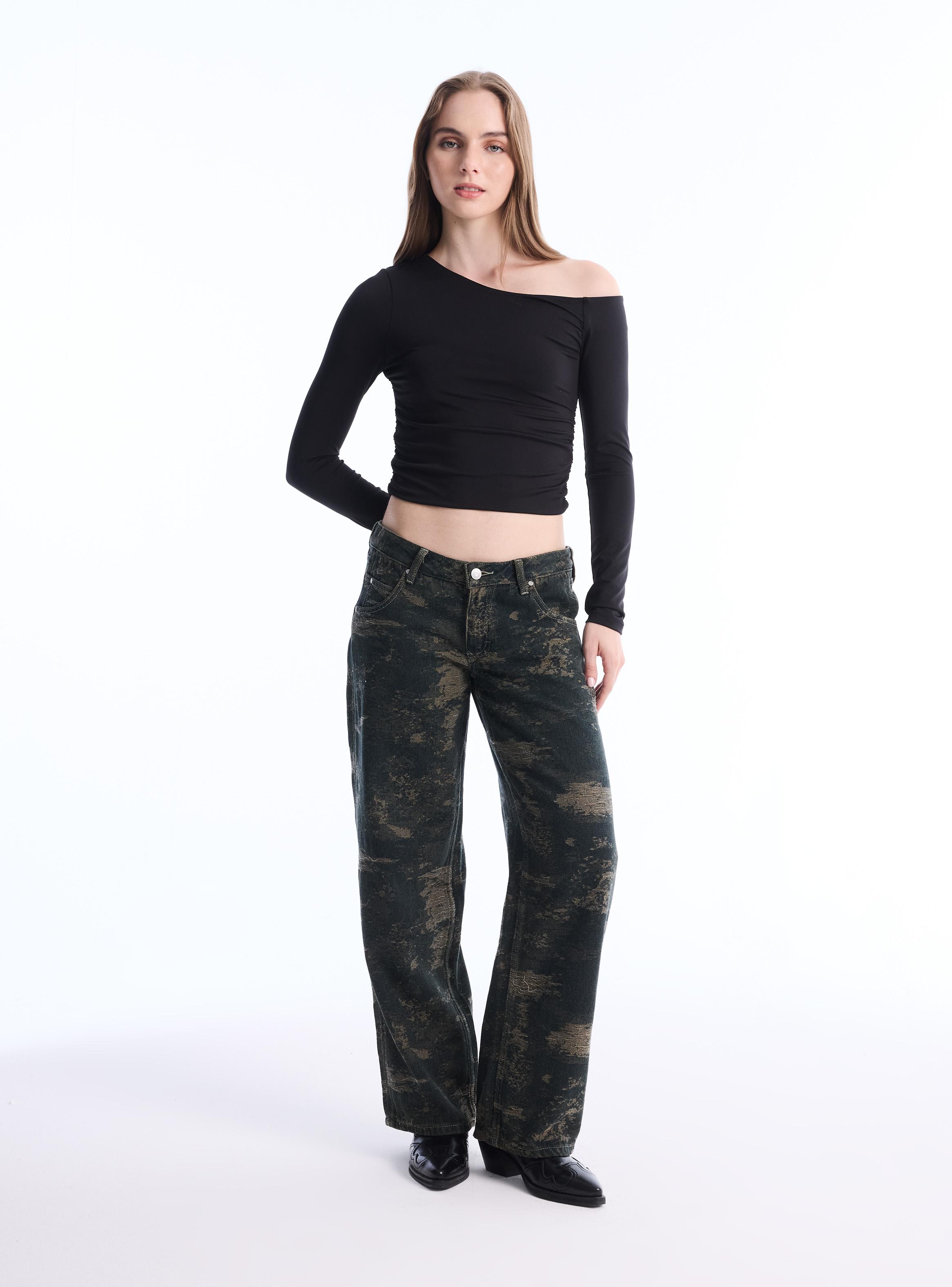 Polera con Detalle en Costados-4