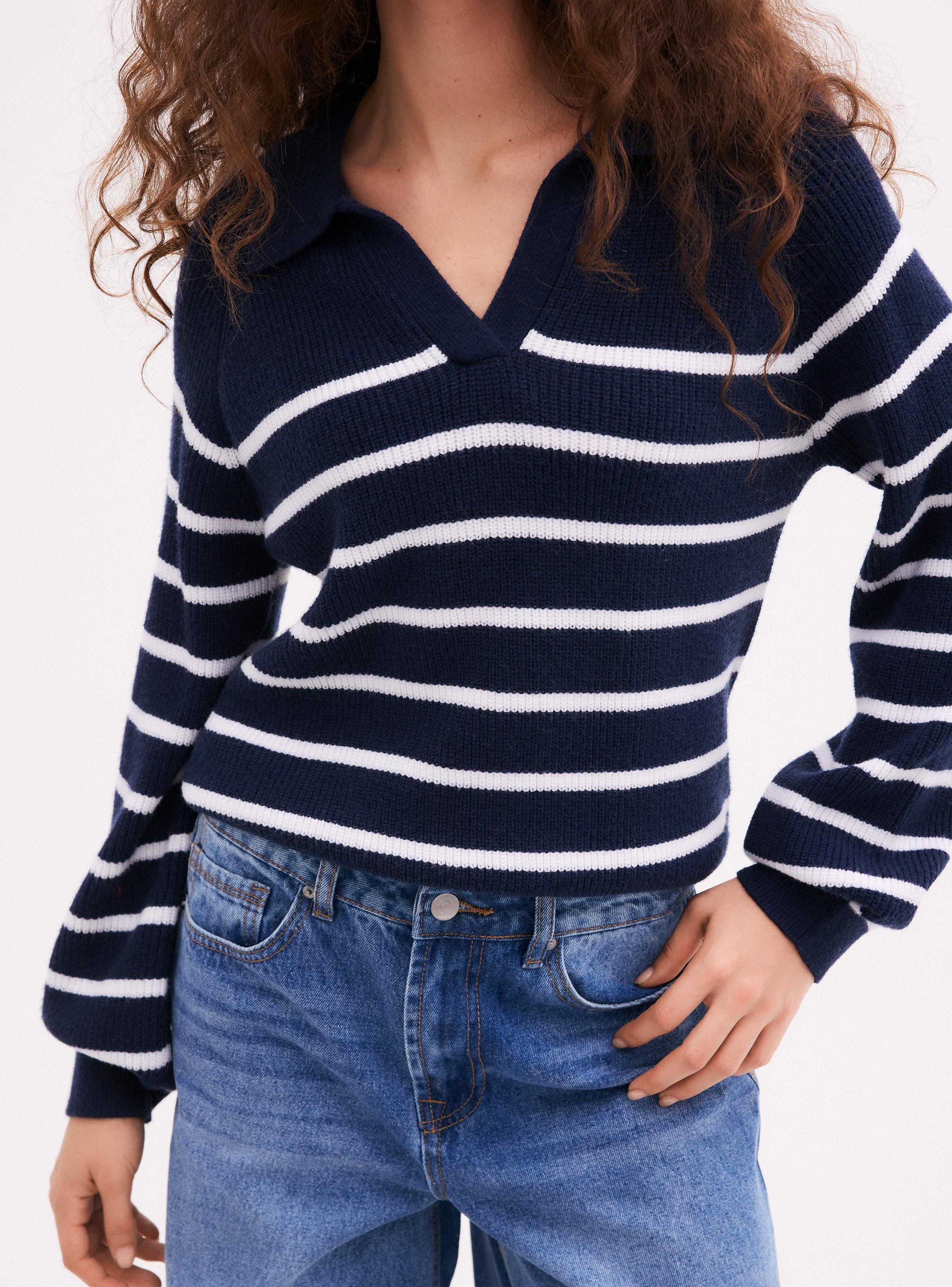 Sweater Cuello Polo con Rayas Horizontales-3