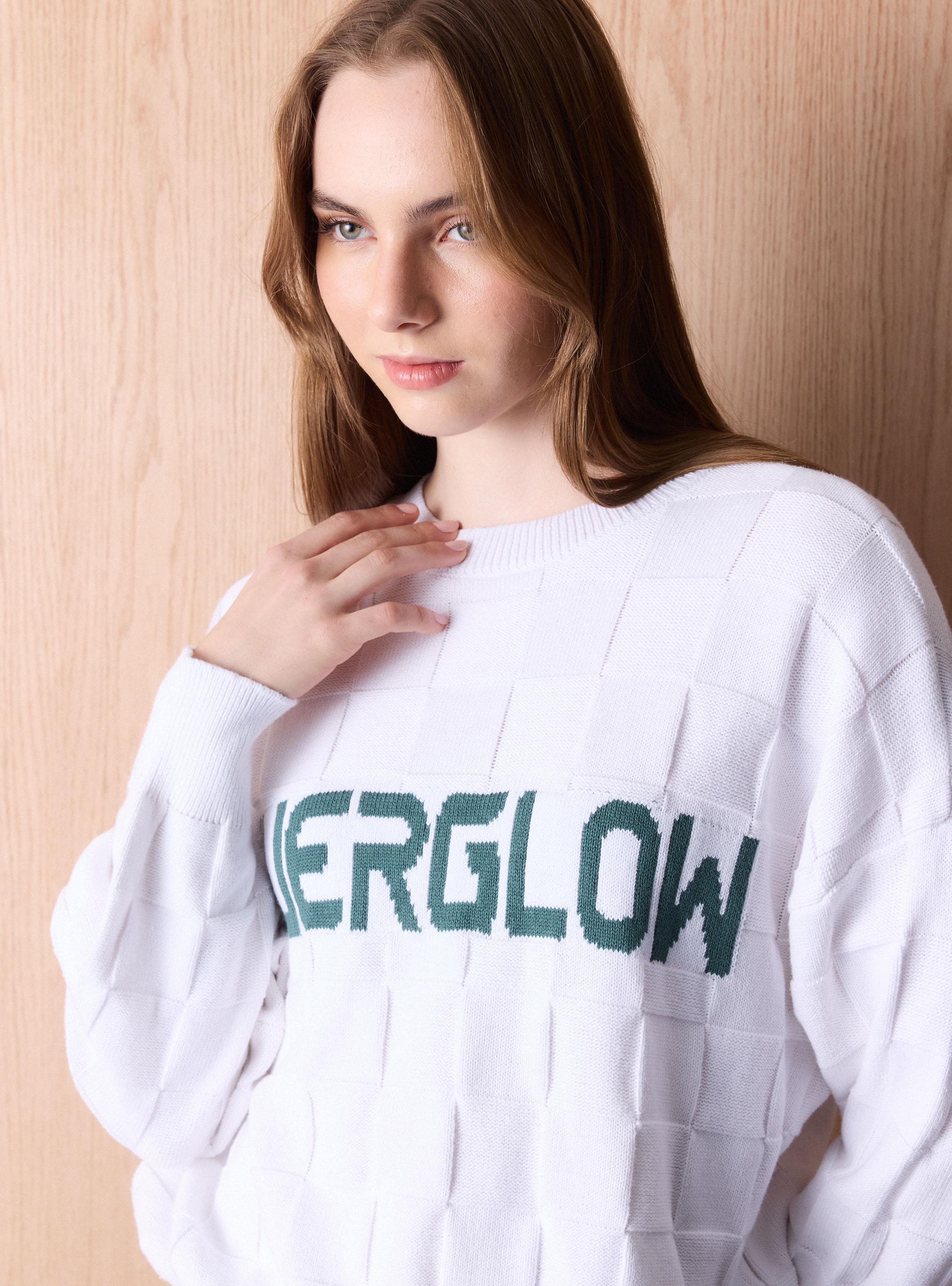 Sweater Cuello Redondo y Diseño en Delantero-3