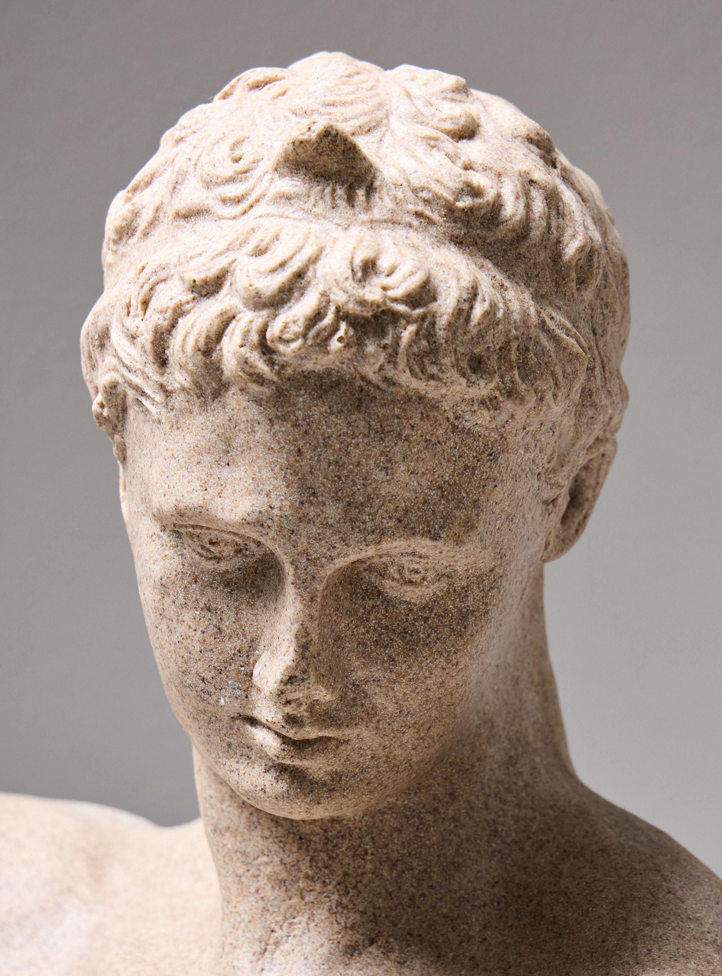 Busto Pedestal Normandia 29 cm-2