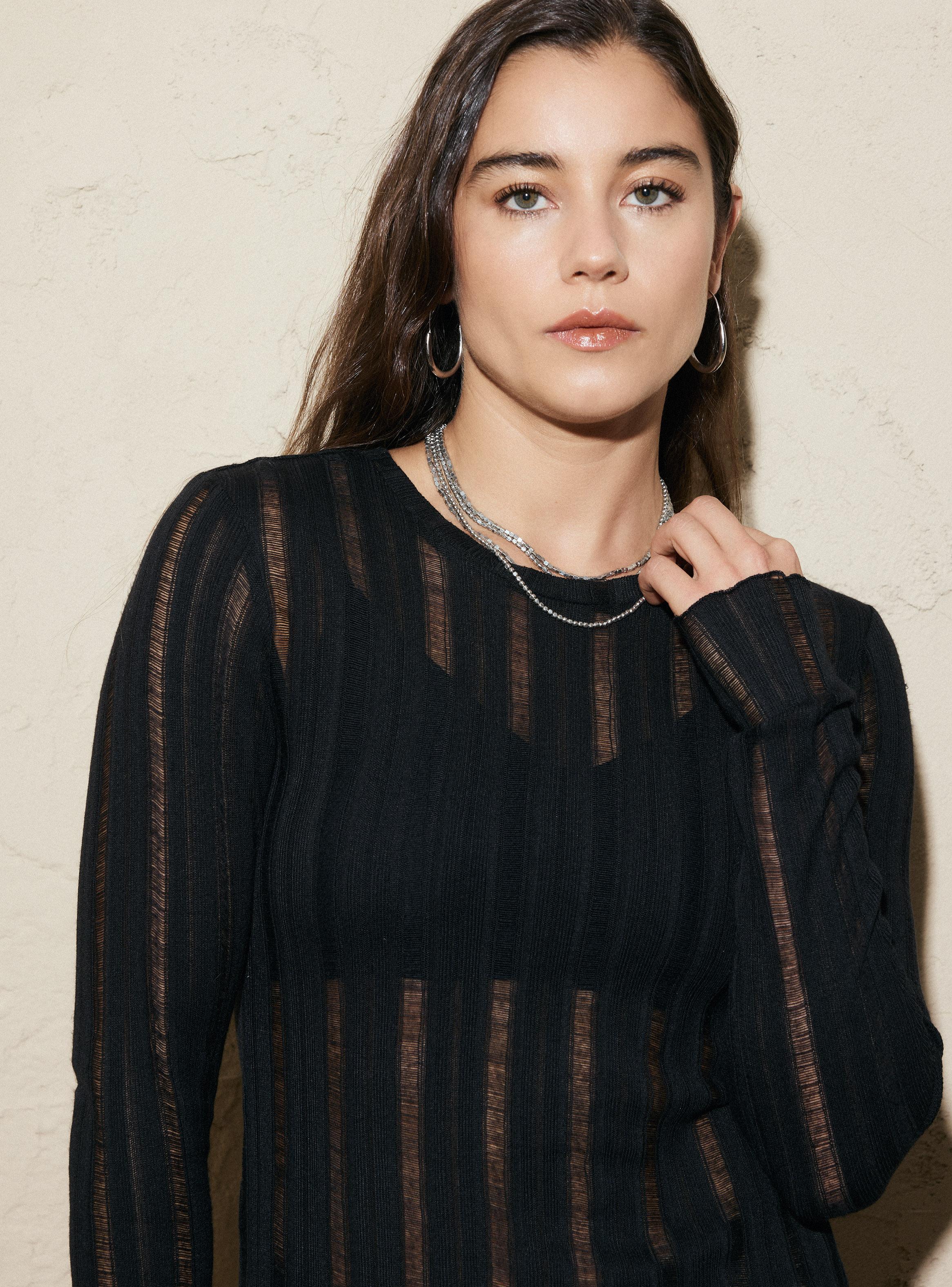 Polera Acanalada Efecto Desagujado-2