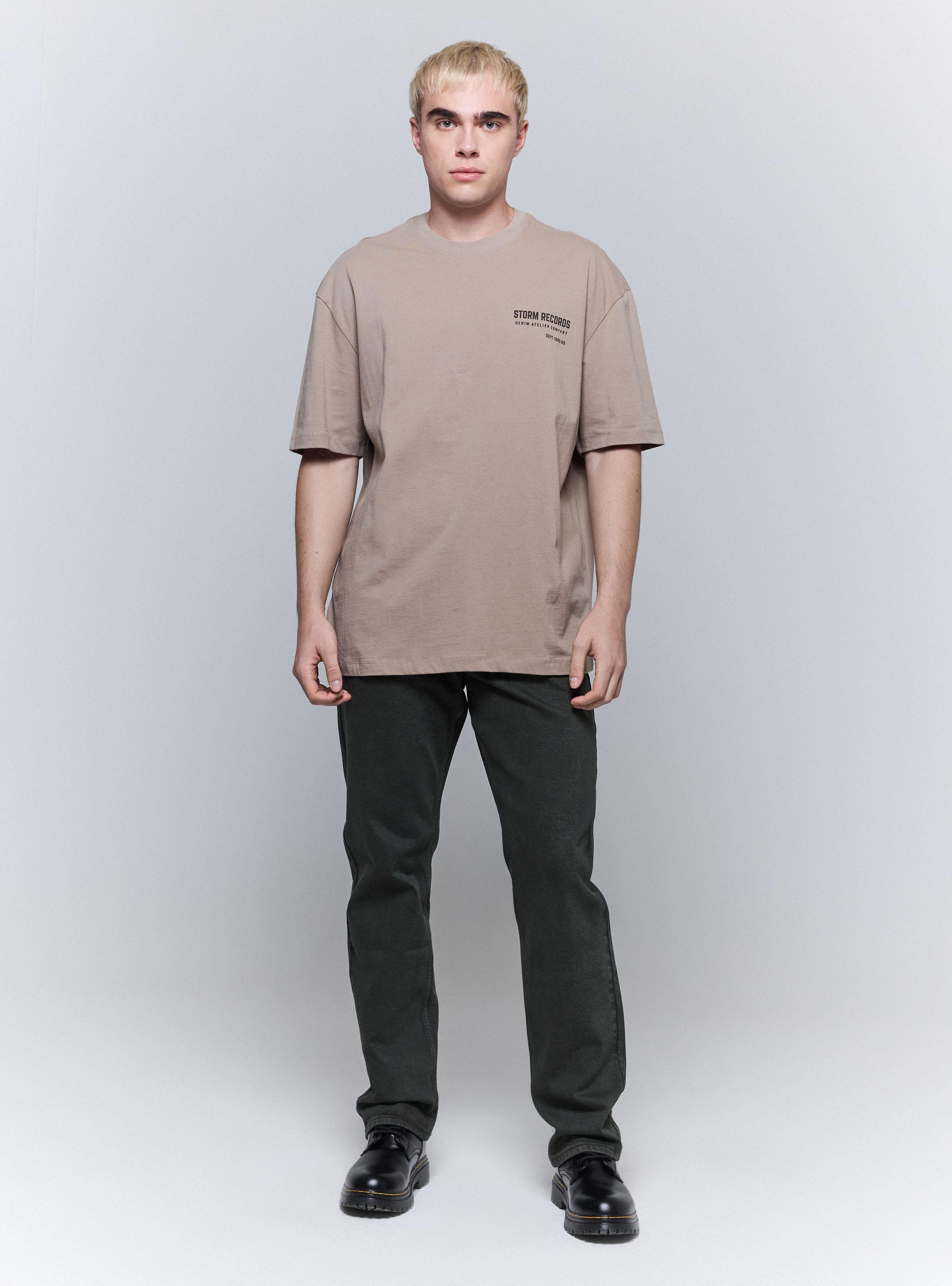 Polera Oversize Estampado Texto Espalda-3