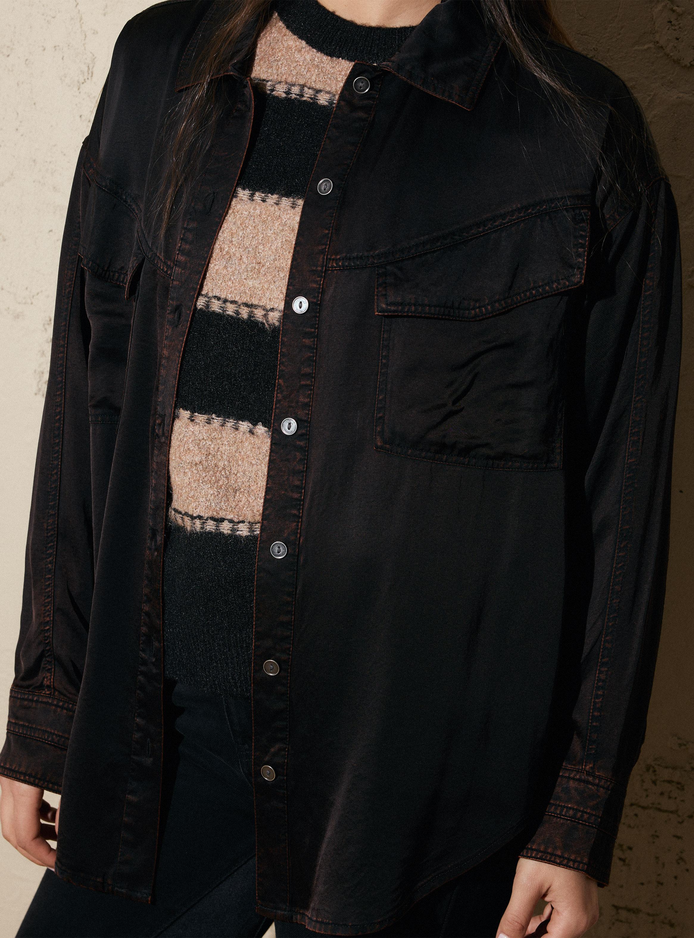 Blusa Procesada Look Seda con Tachas-3