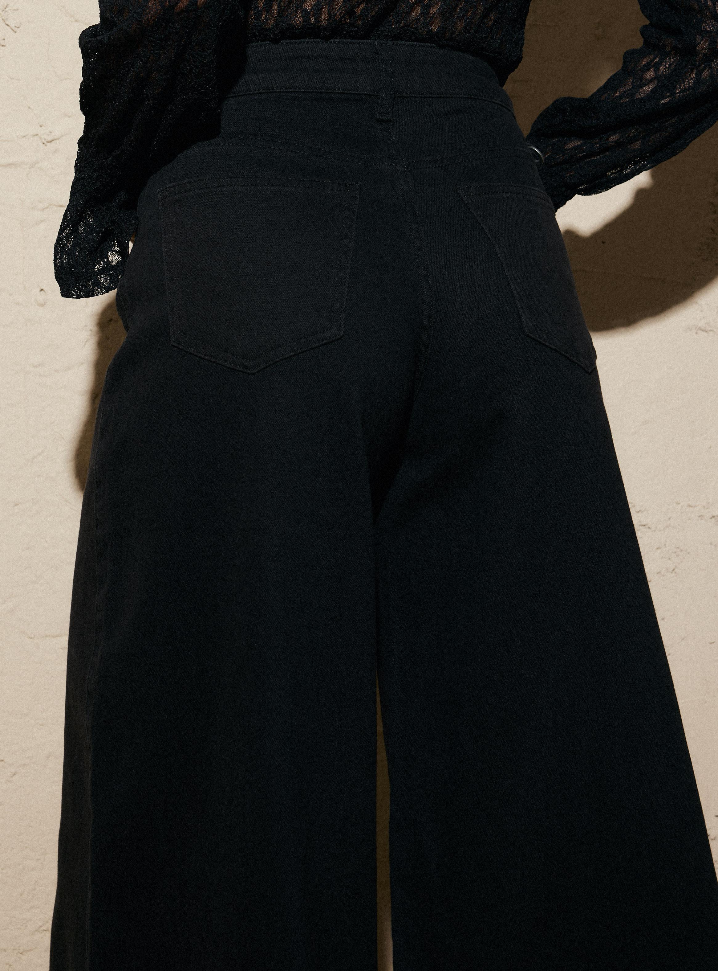 Pantalón Pierna Extra Ancha con Pinza en el Centro-3