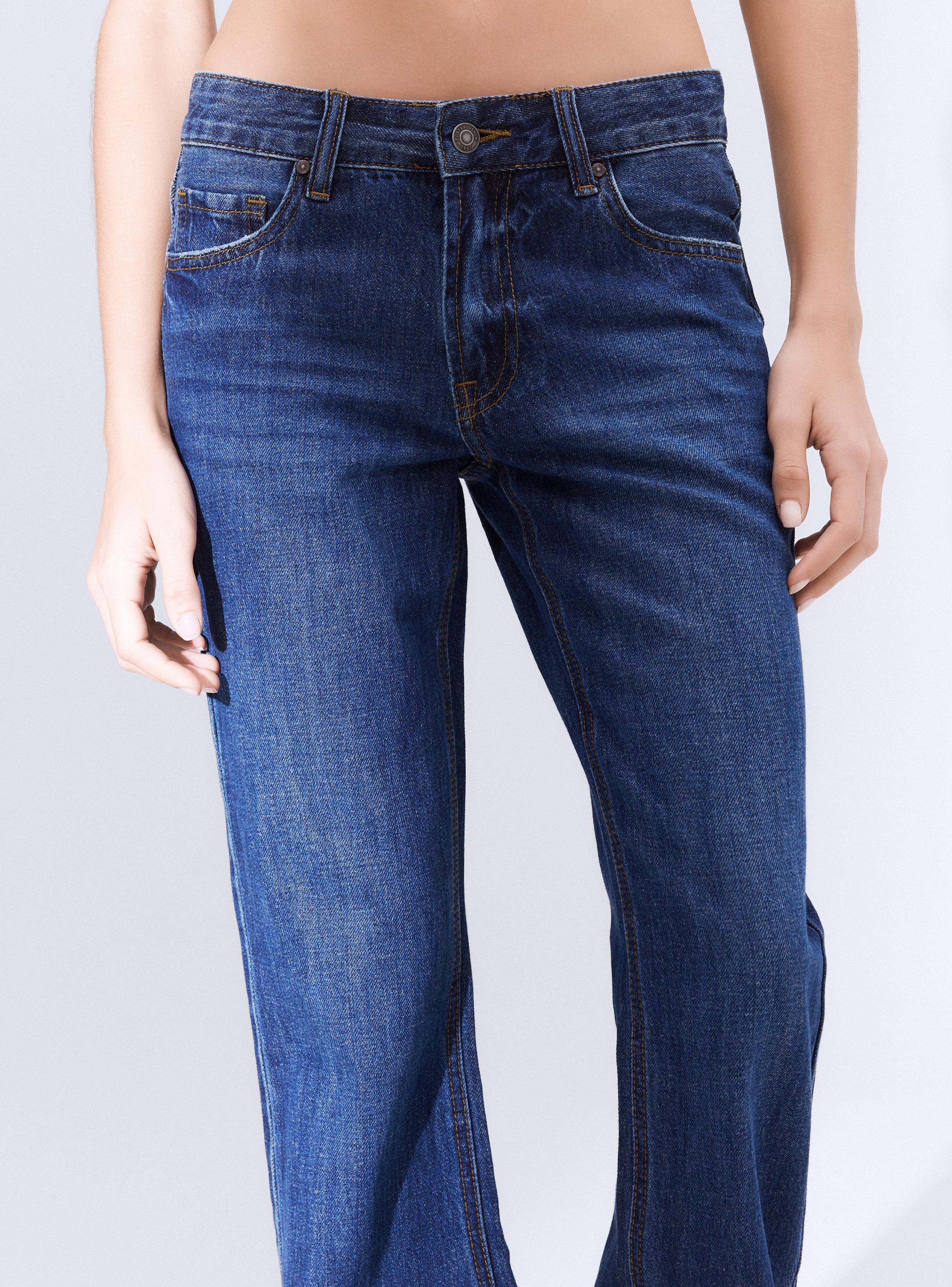 Jeans Corte Recto Tiro Medio-2