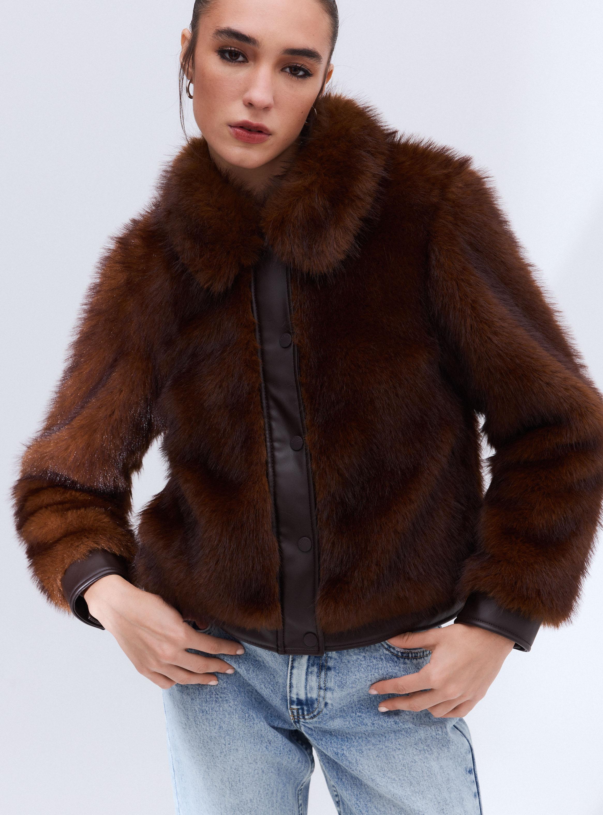 Chaqueta Pelo con Cuello PU-2