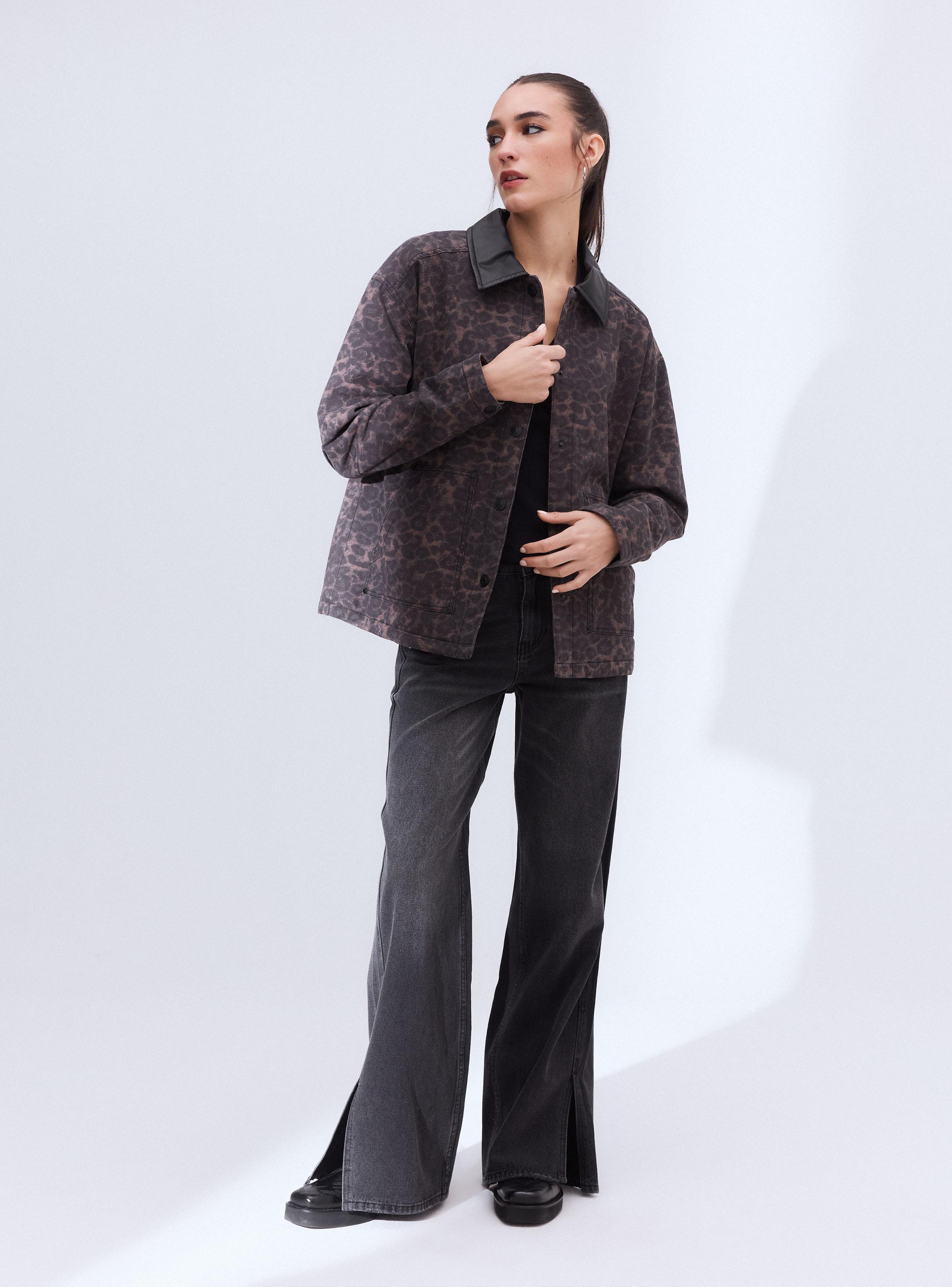 Chaqueta Animal Print Cuello PU-4