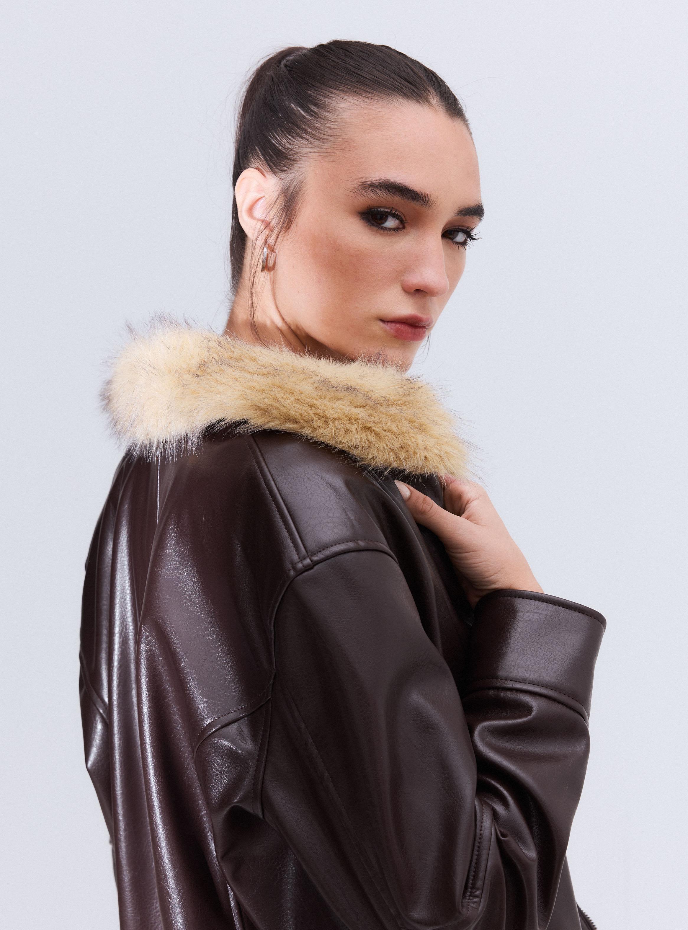 Chaqueta Cuello Pelo-3