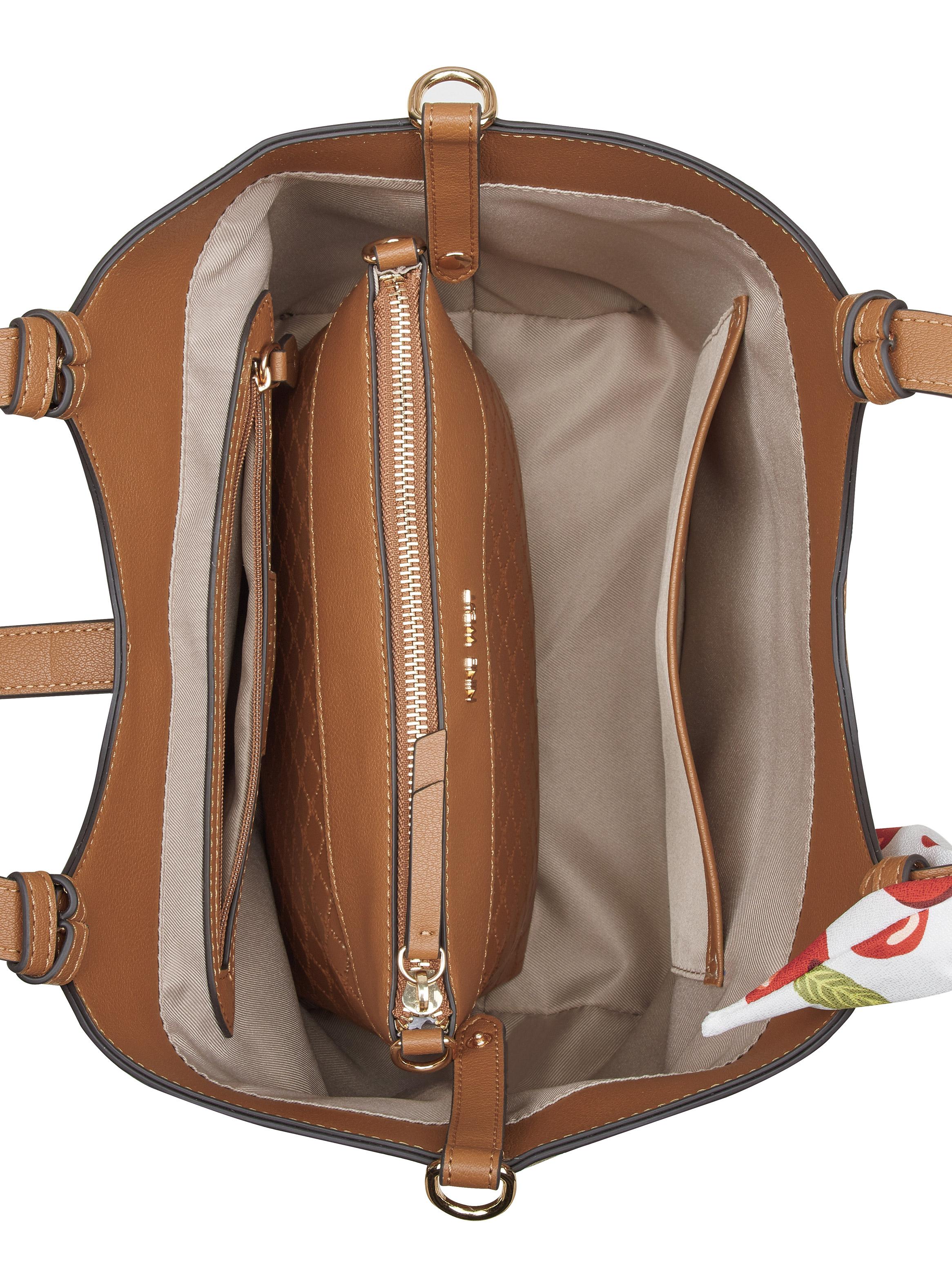 Cartera de Hombro Isolde y Bandolera Camel-2