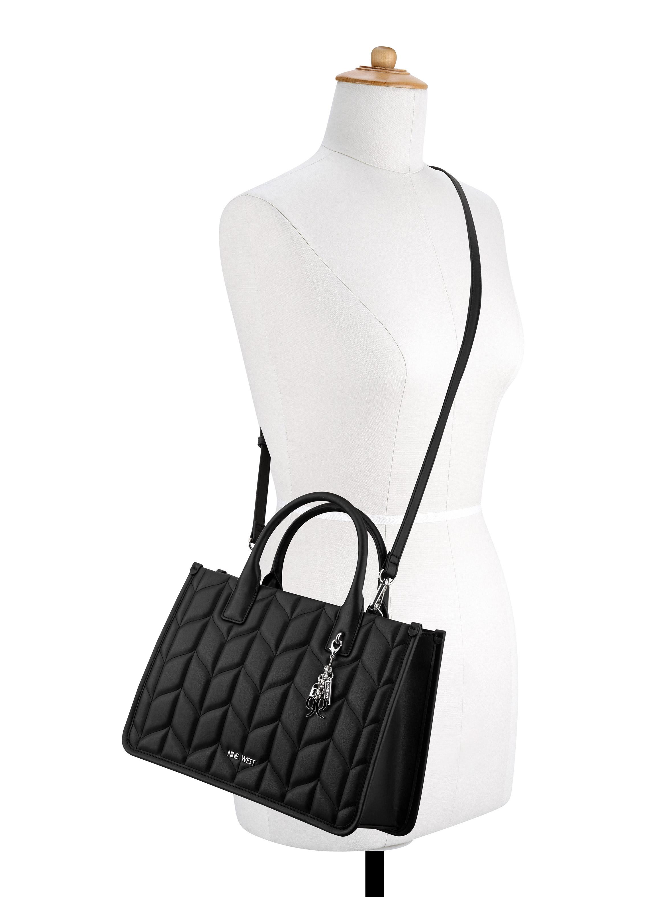 Cartera de Mano Emberly Negro-3