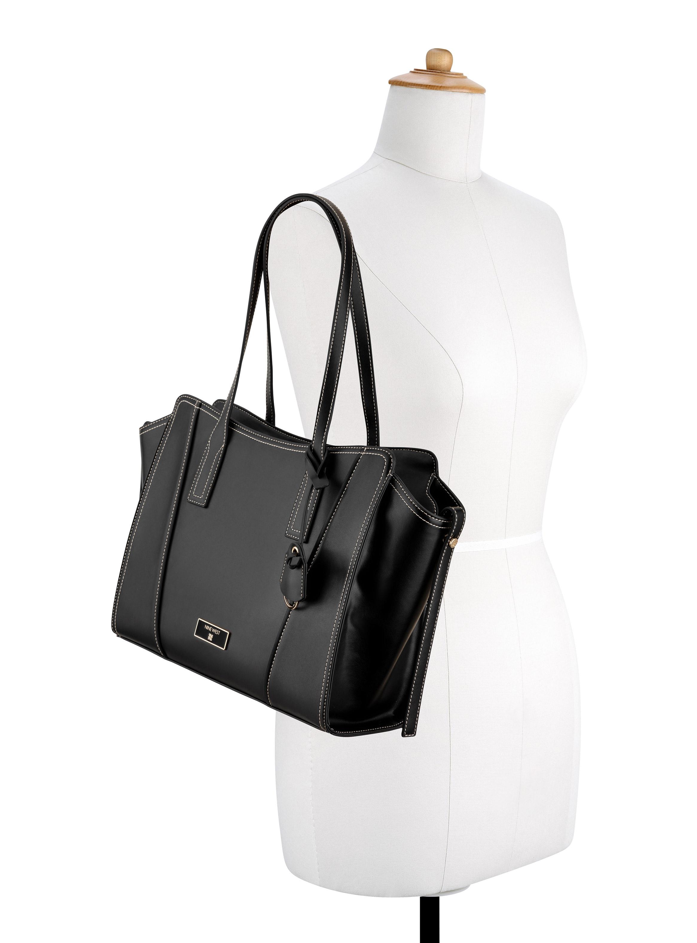 Cartera de Hombro Fleura Negro-3