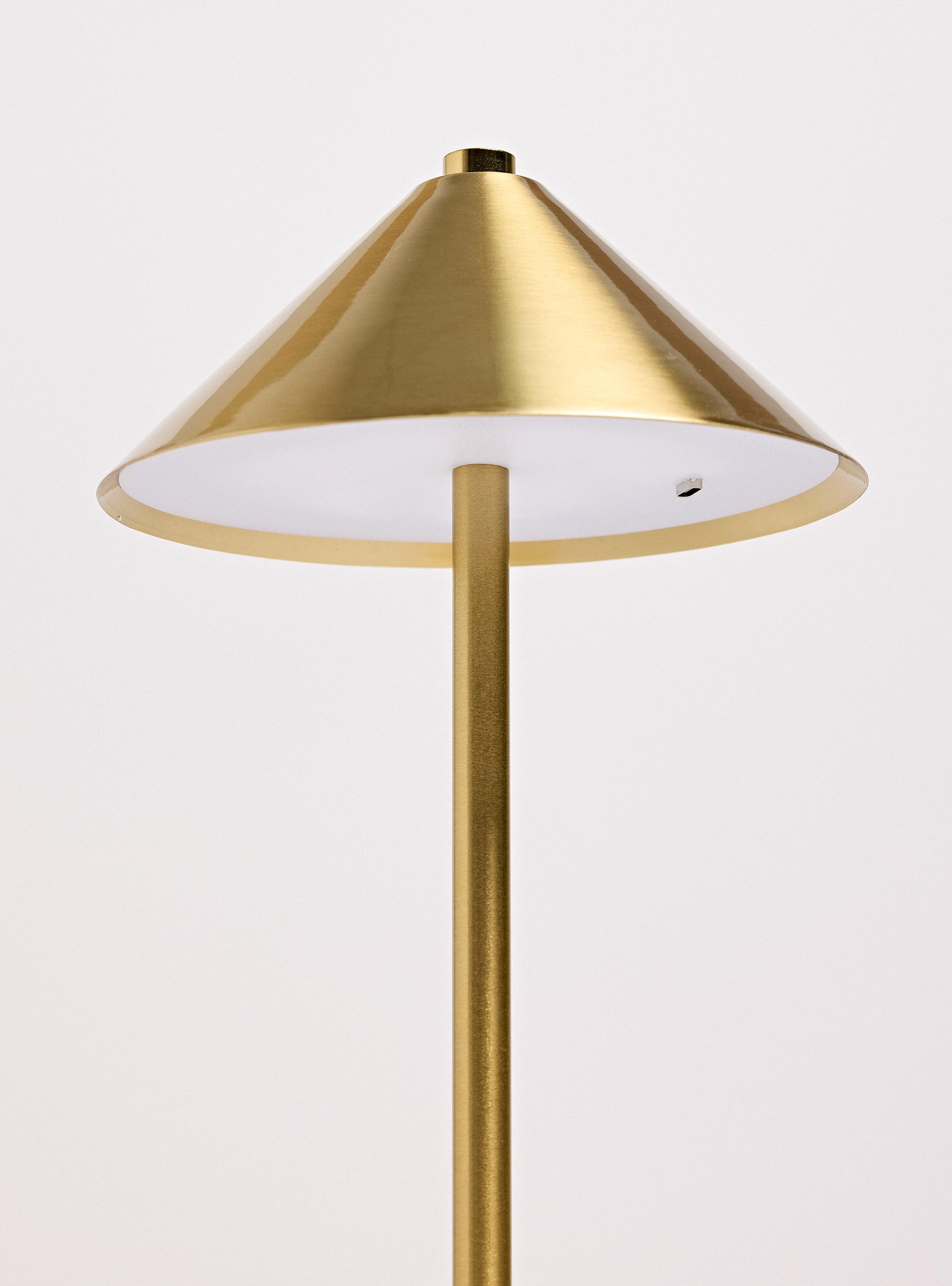 Lámpara de Mesa Gold-2