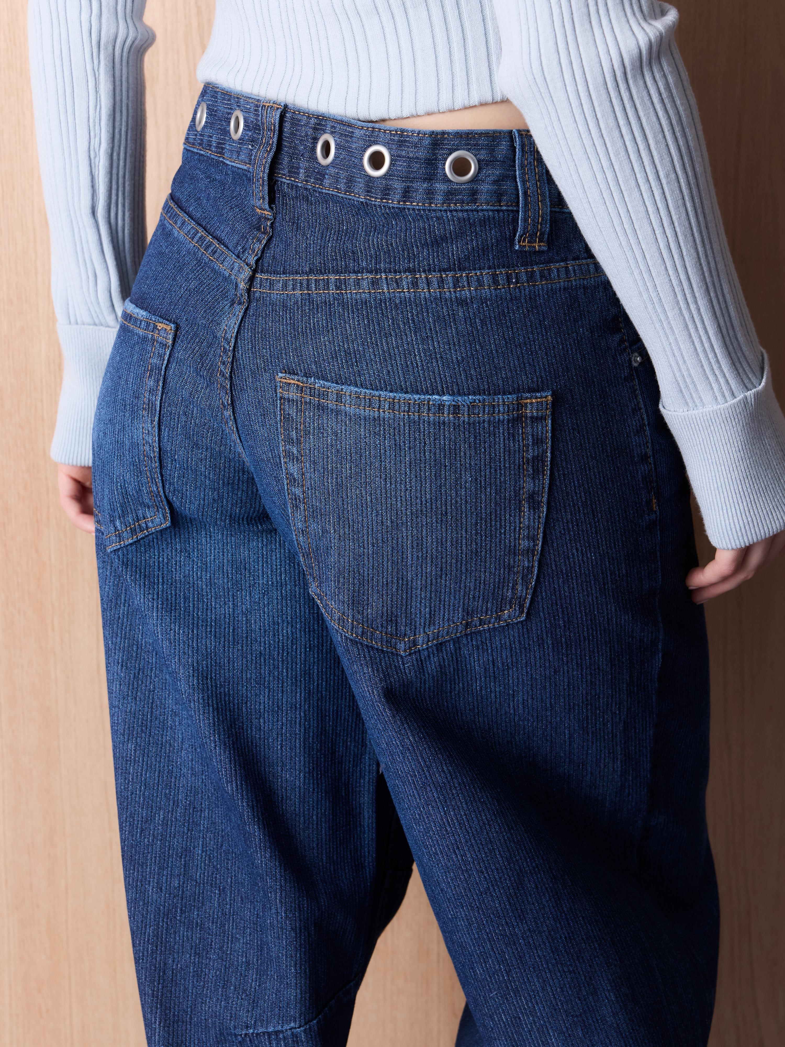 Jeans Ojetillos en Cintura-3