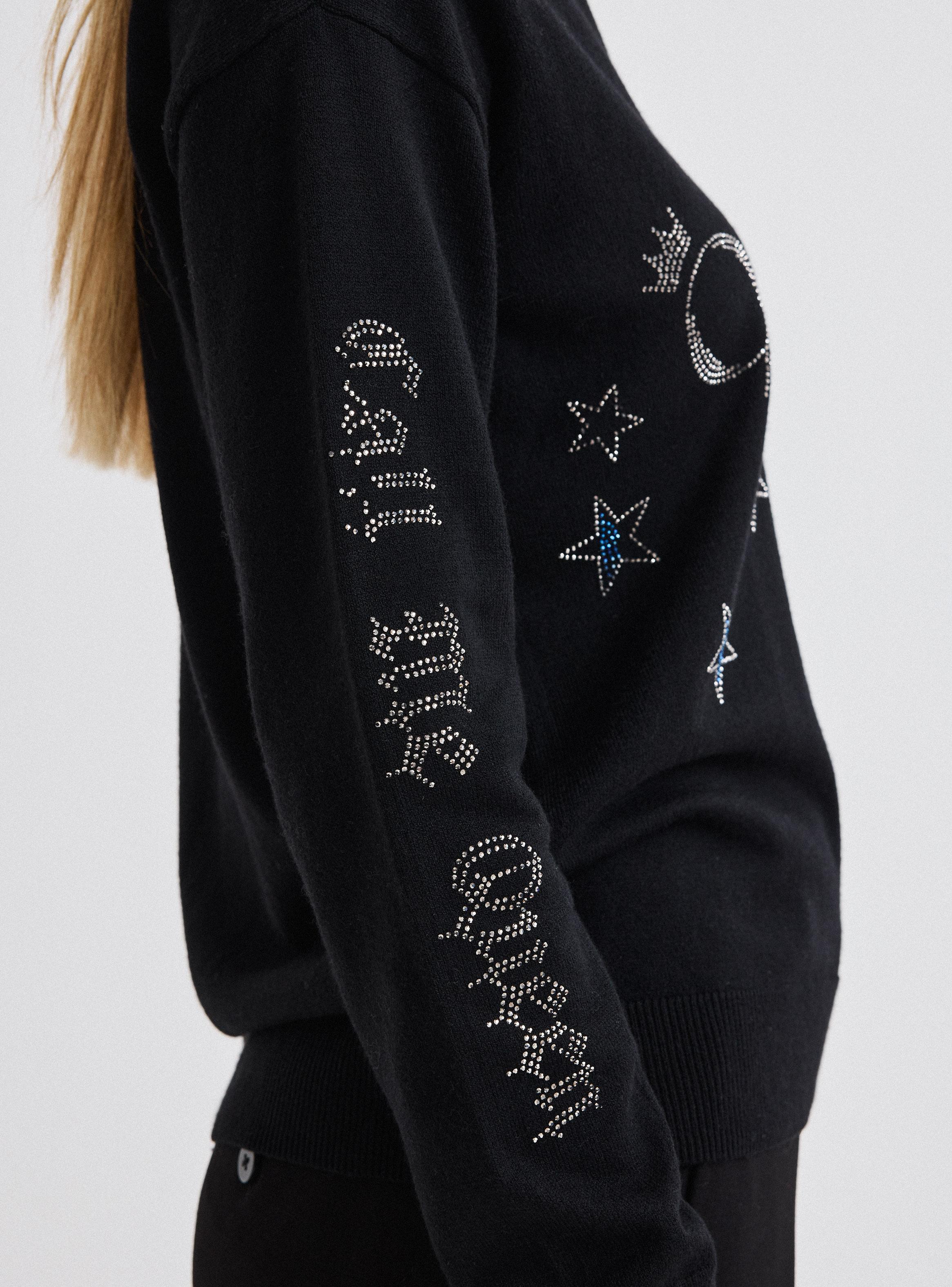 Sweater Cuello V con Diseños en Cristal-3