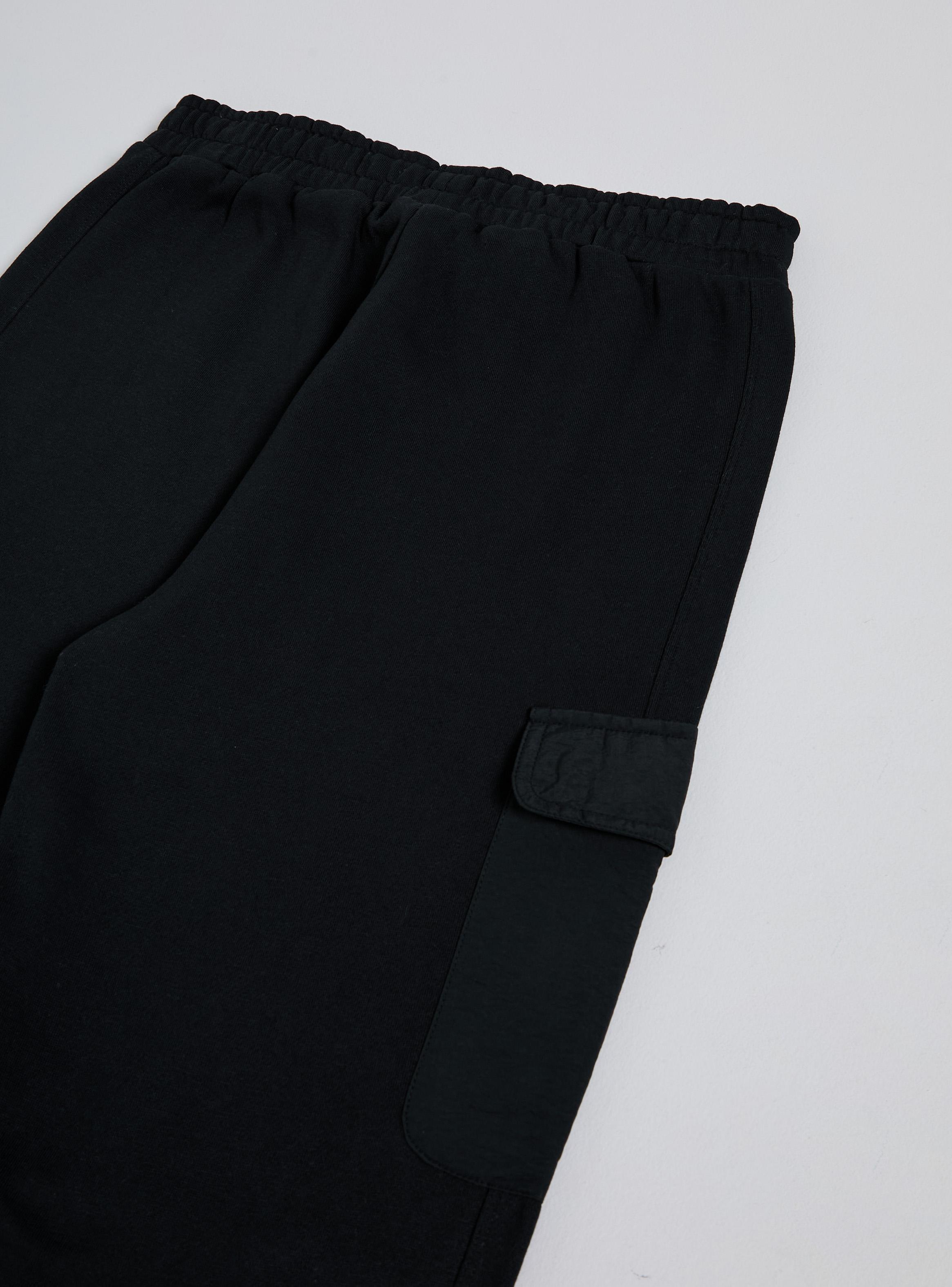 Pantalón de Buzo Cargo con Bolsillos Planos-2