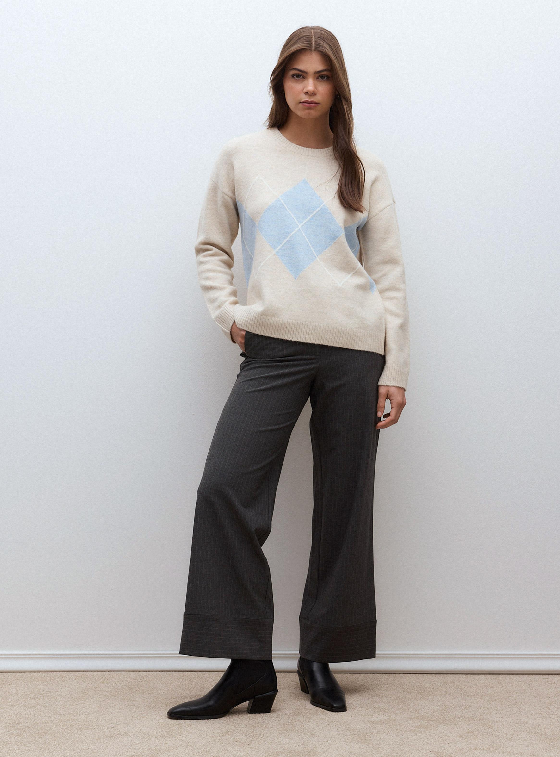 Sweater Holgado con Escote Redondo y Diseño de Rombos-4