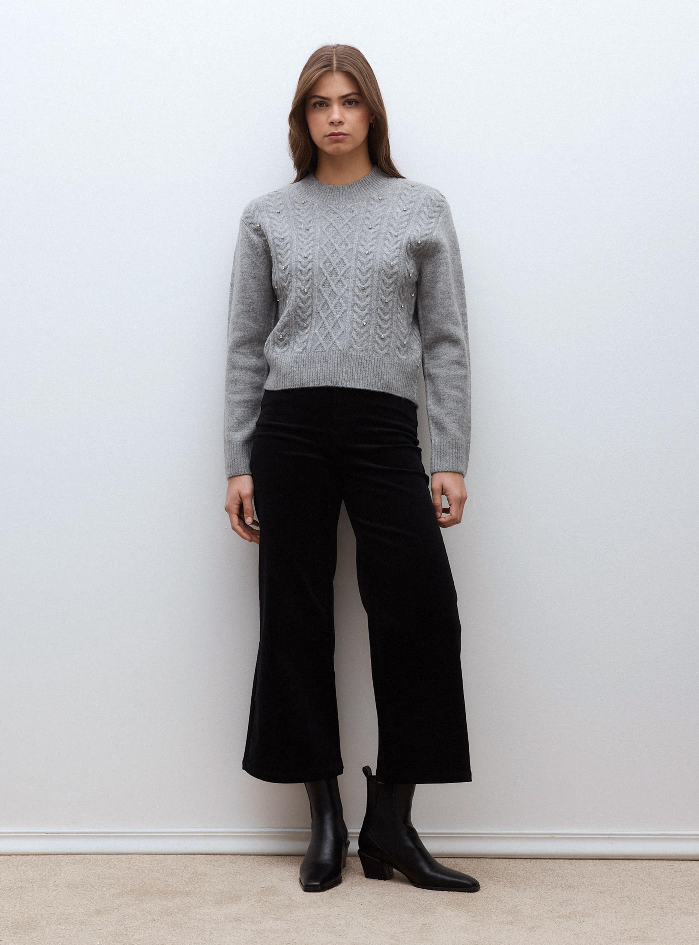 Sweater Trenzado con Aplicación de Perlas-4