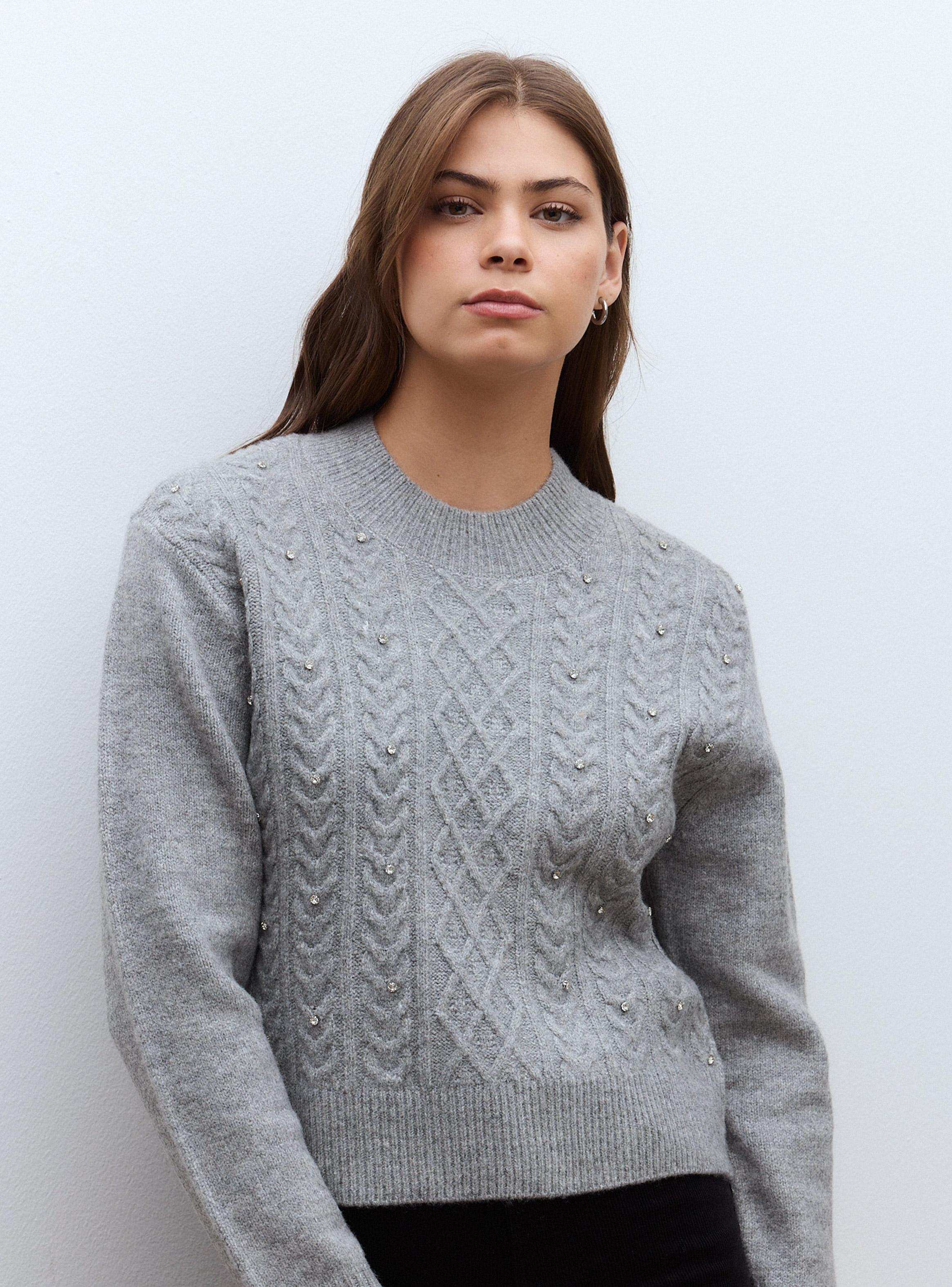 Sweater Trenzado con Aplicación de Perlas-2