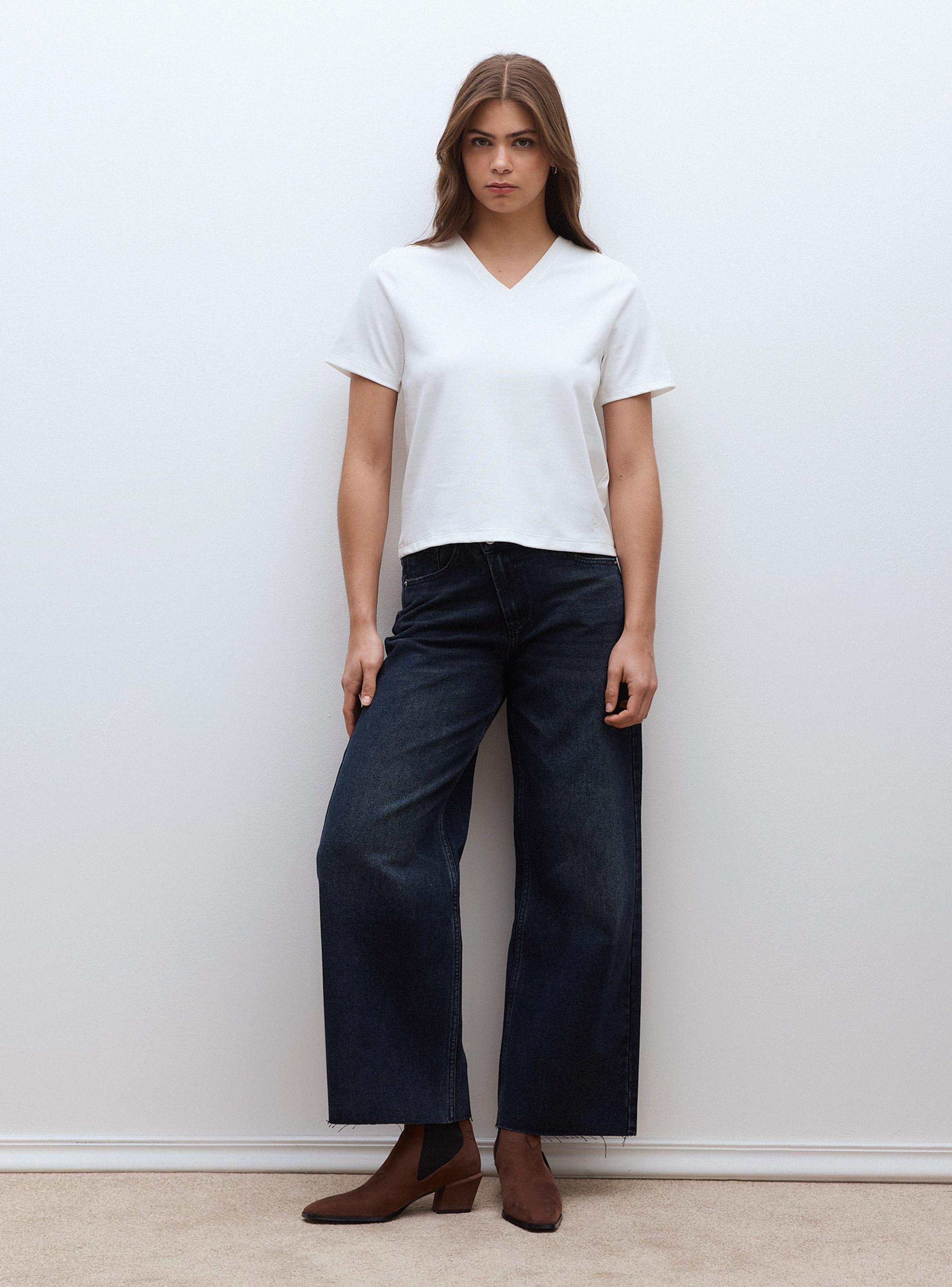 Polera Básicos Locales Algodón Pima Cuello V-4