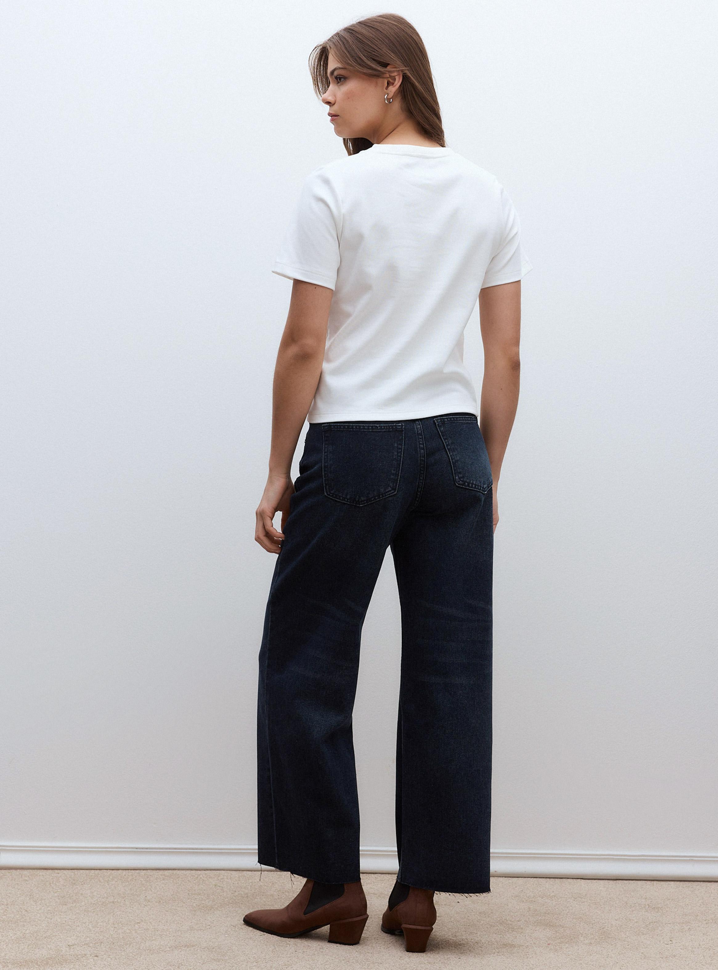 Polera Básicos Locales Algodón Pima Cuello V-5