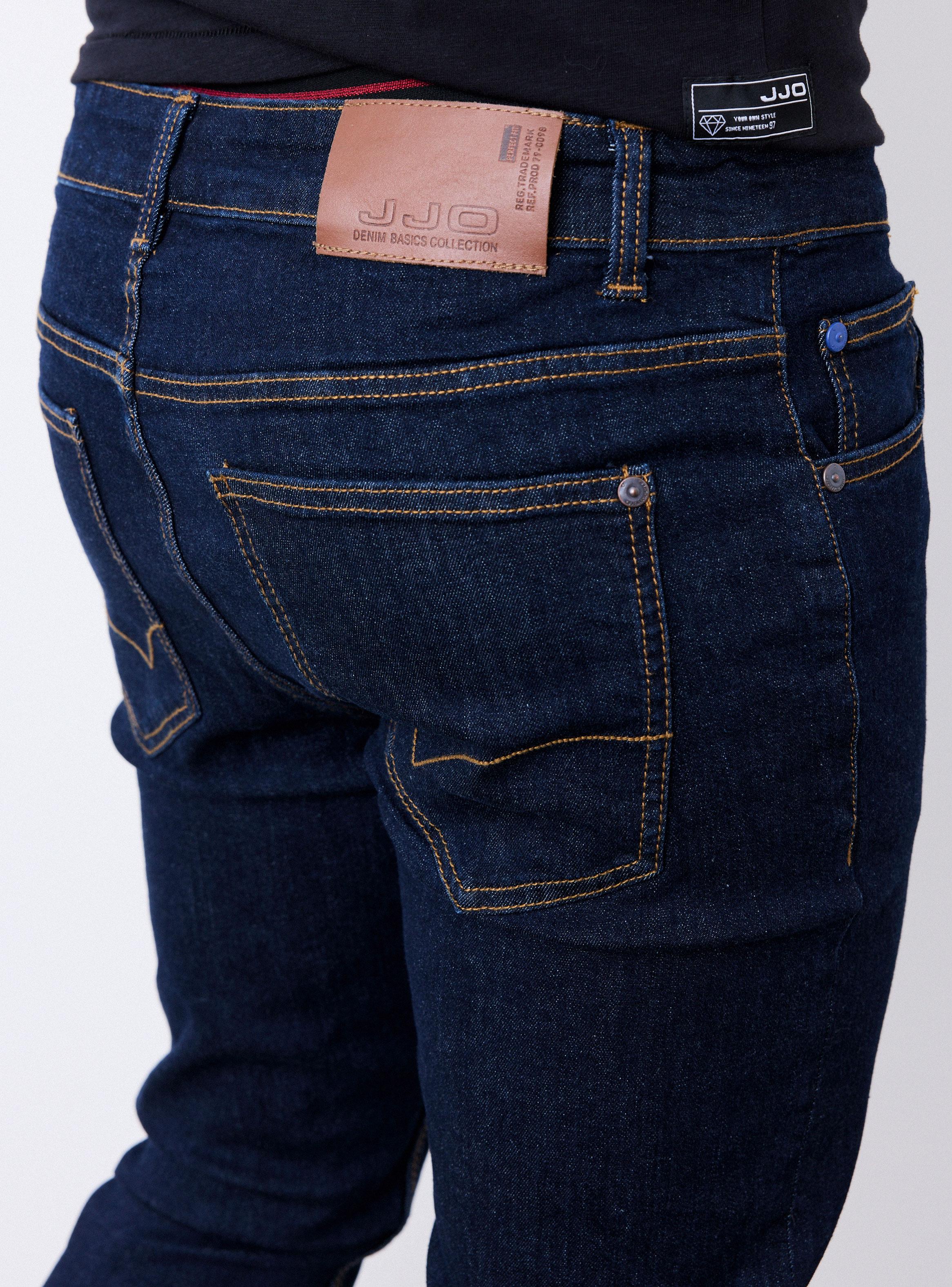 Jeans Básico Tono Oscuro Slim Fit-3
