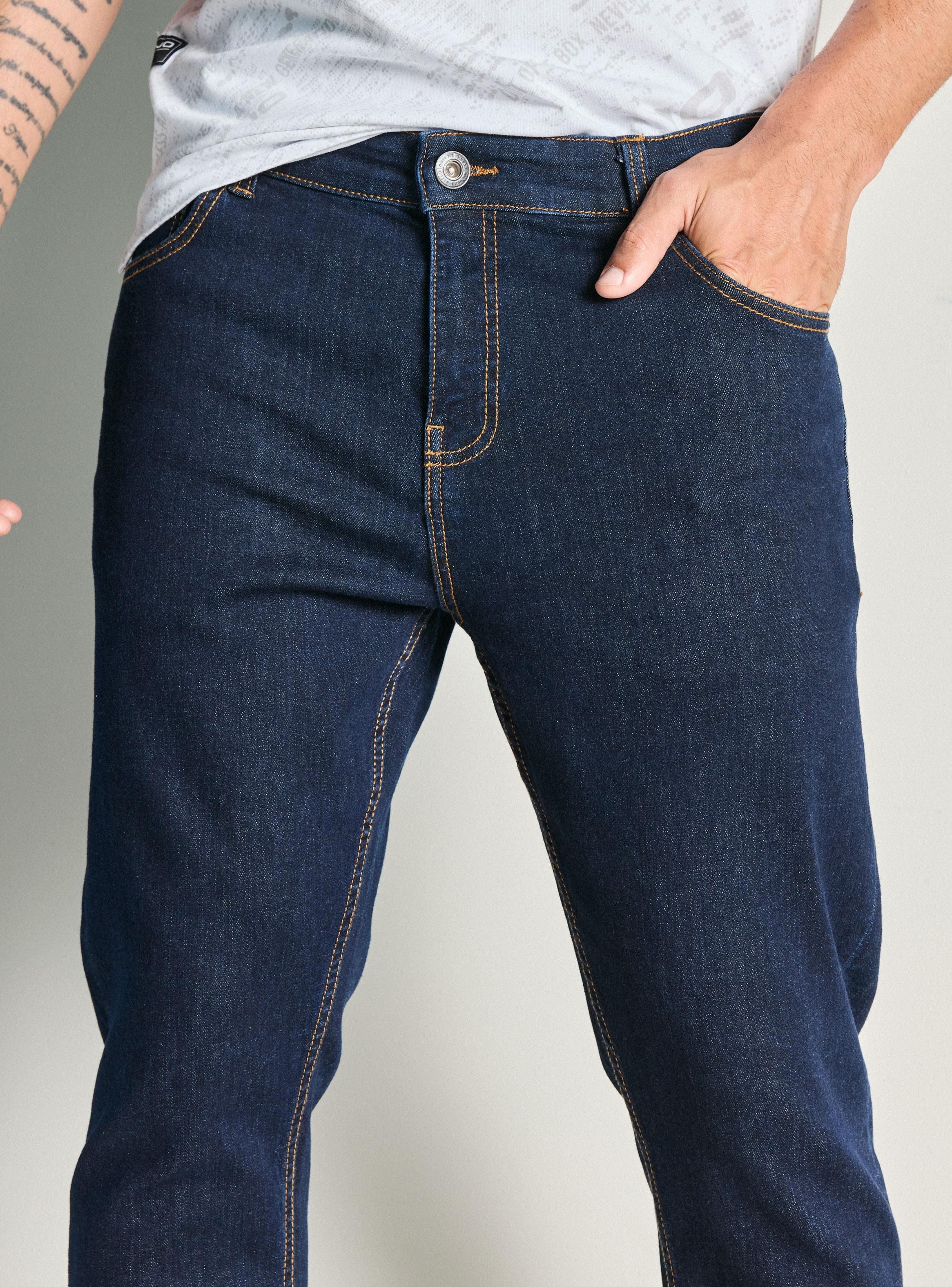 Jeans Básico Tono Oscuro Slim Fit-2