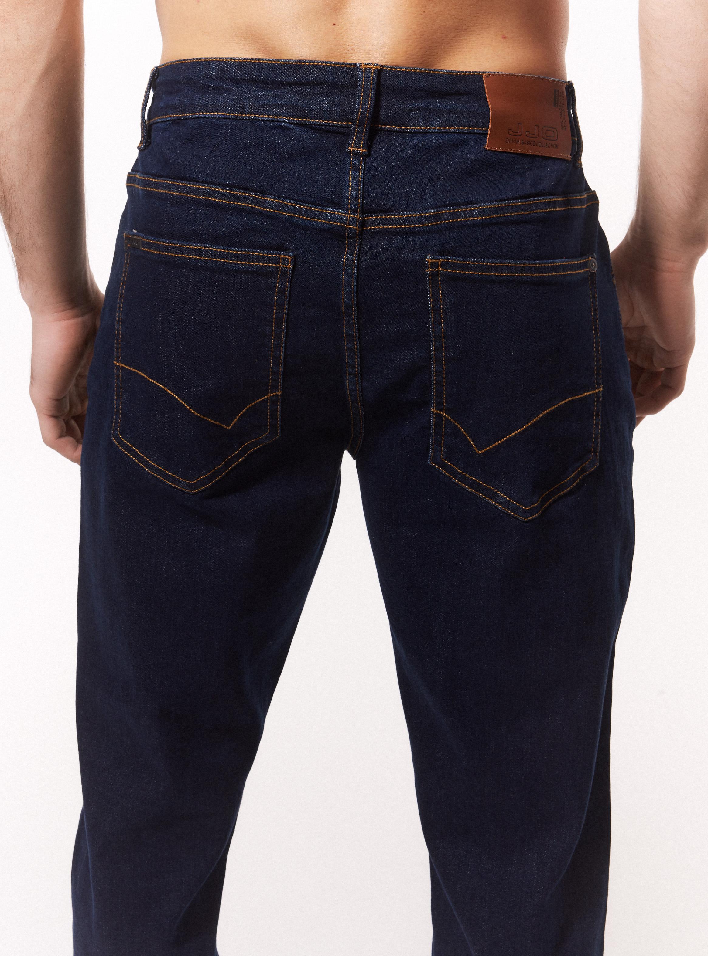 Jeans Básico Tono Oscuro Slim Fit-3