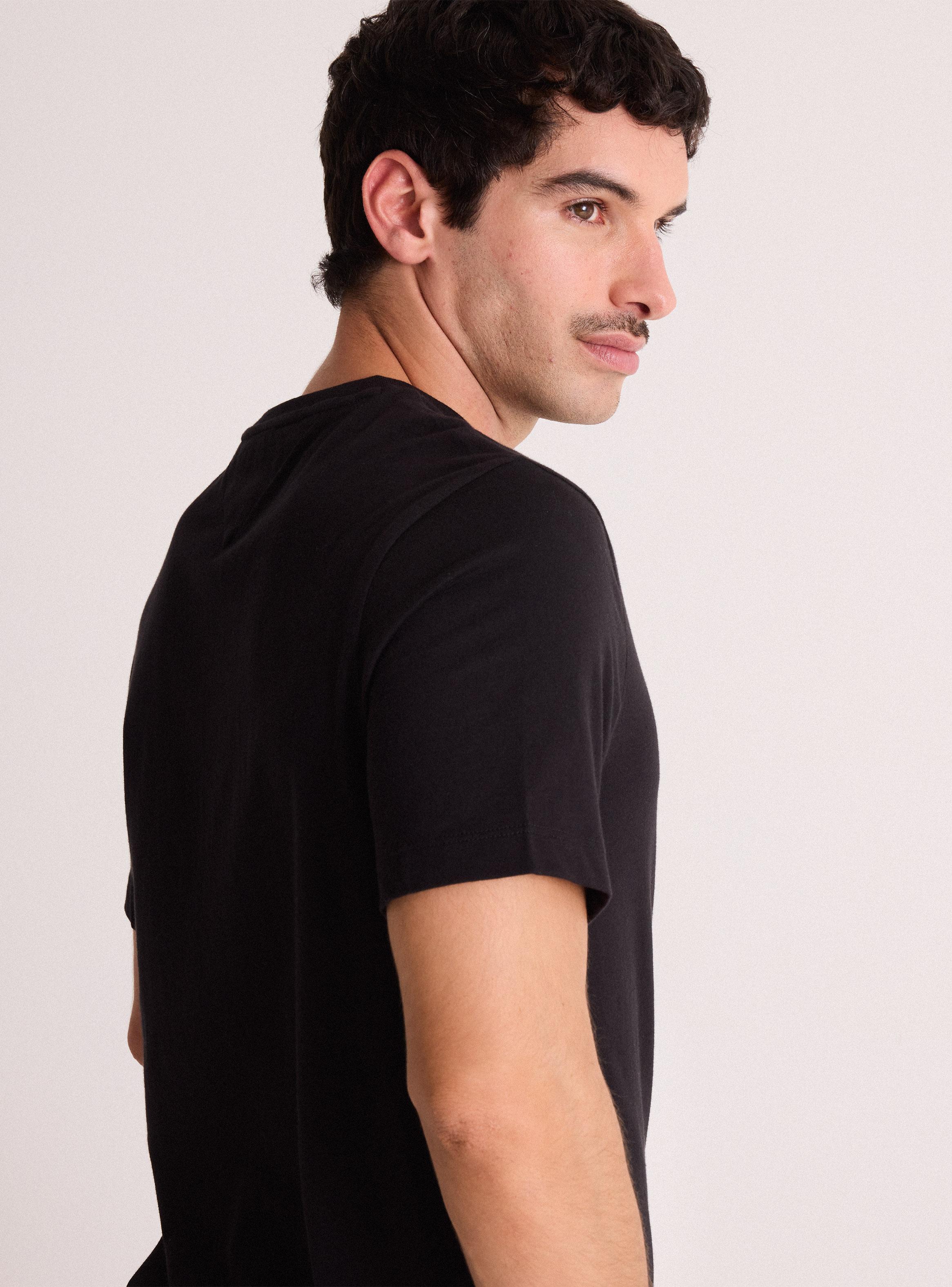 Polera Unicolor Manga Corta Básica-3