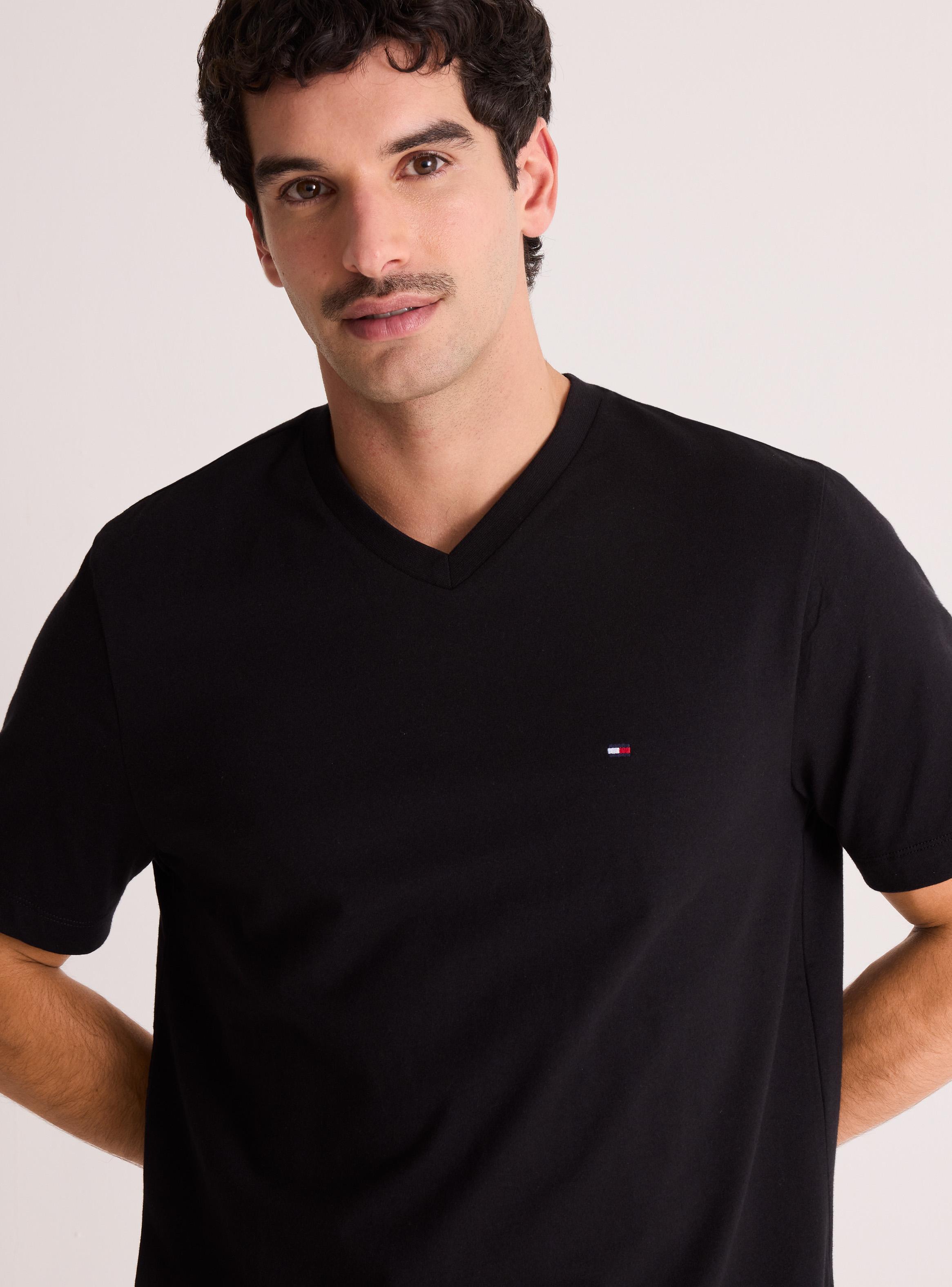 Polera Cuello V Básica Logo Bordado-2