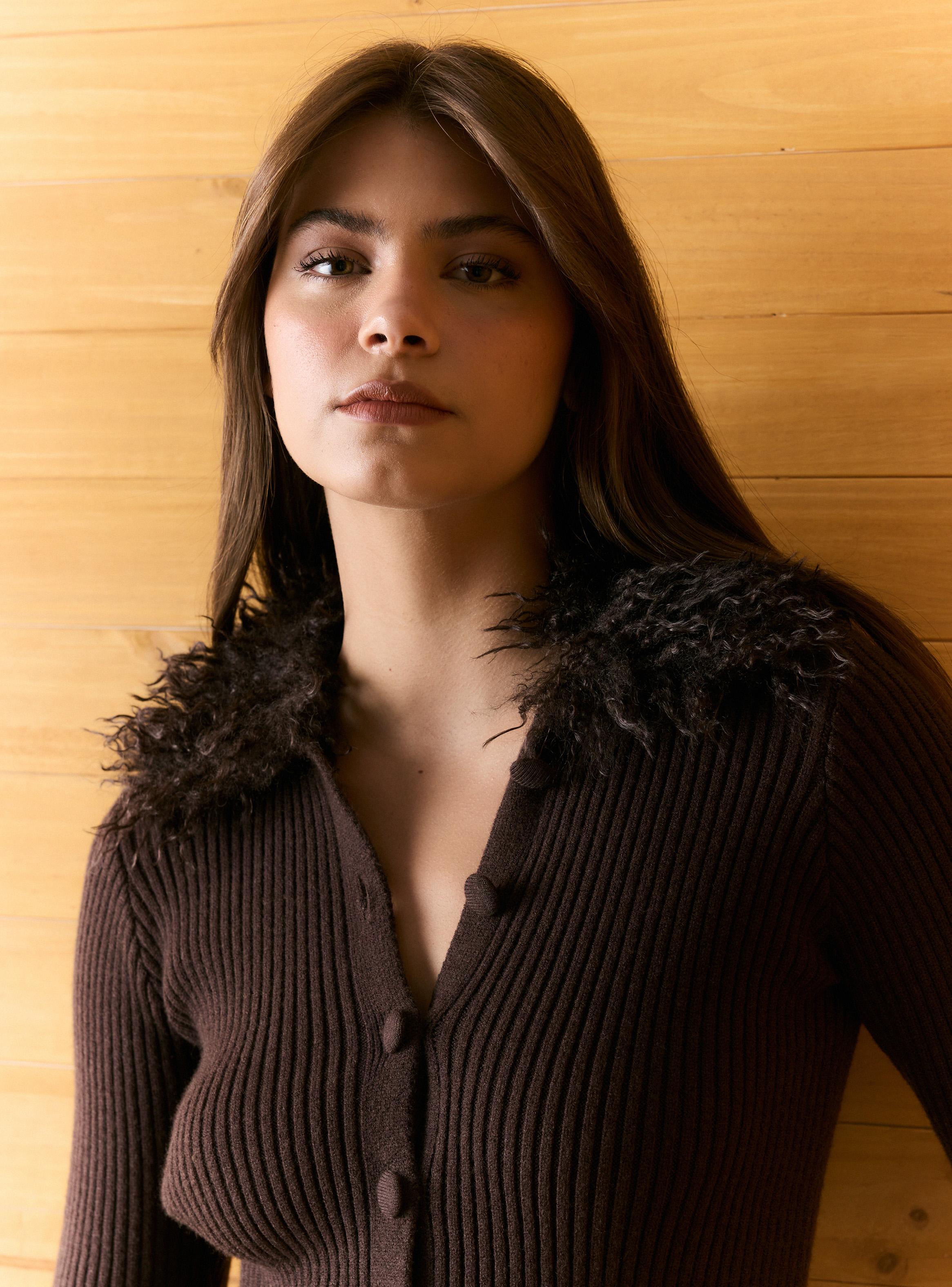 Cárdigan Acanalado con Cuello Desmontable de Piel Sintética-3