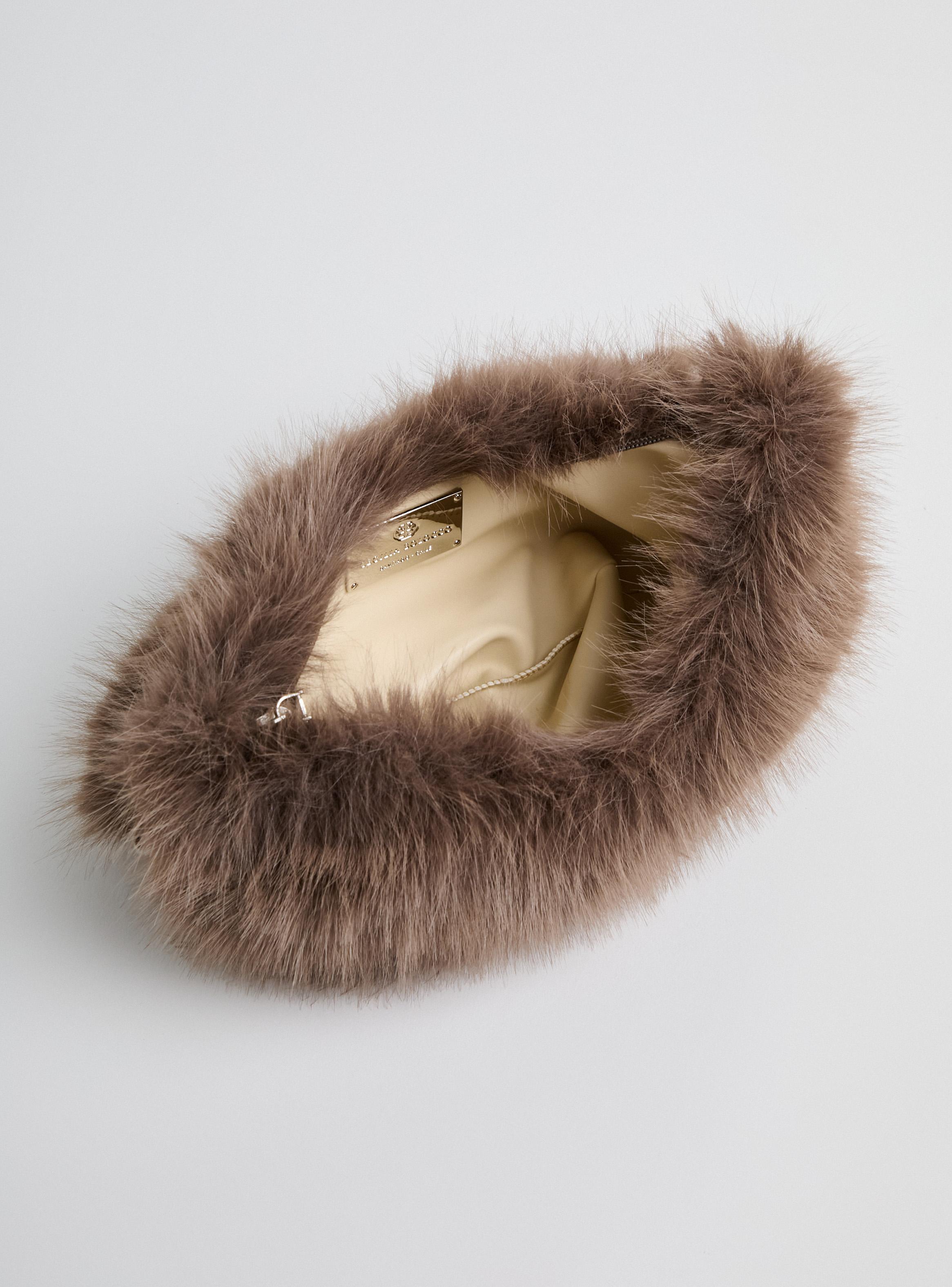 Cartera de Mano Felpa Sintética-3