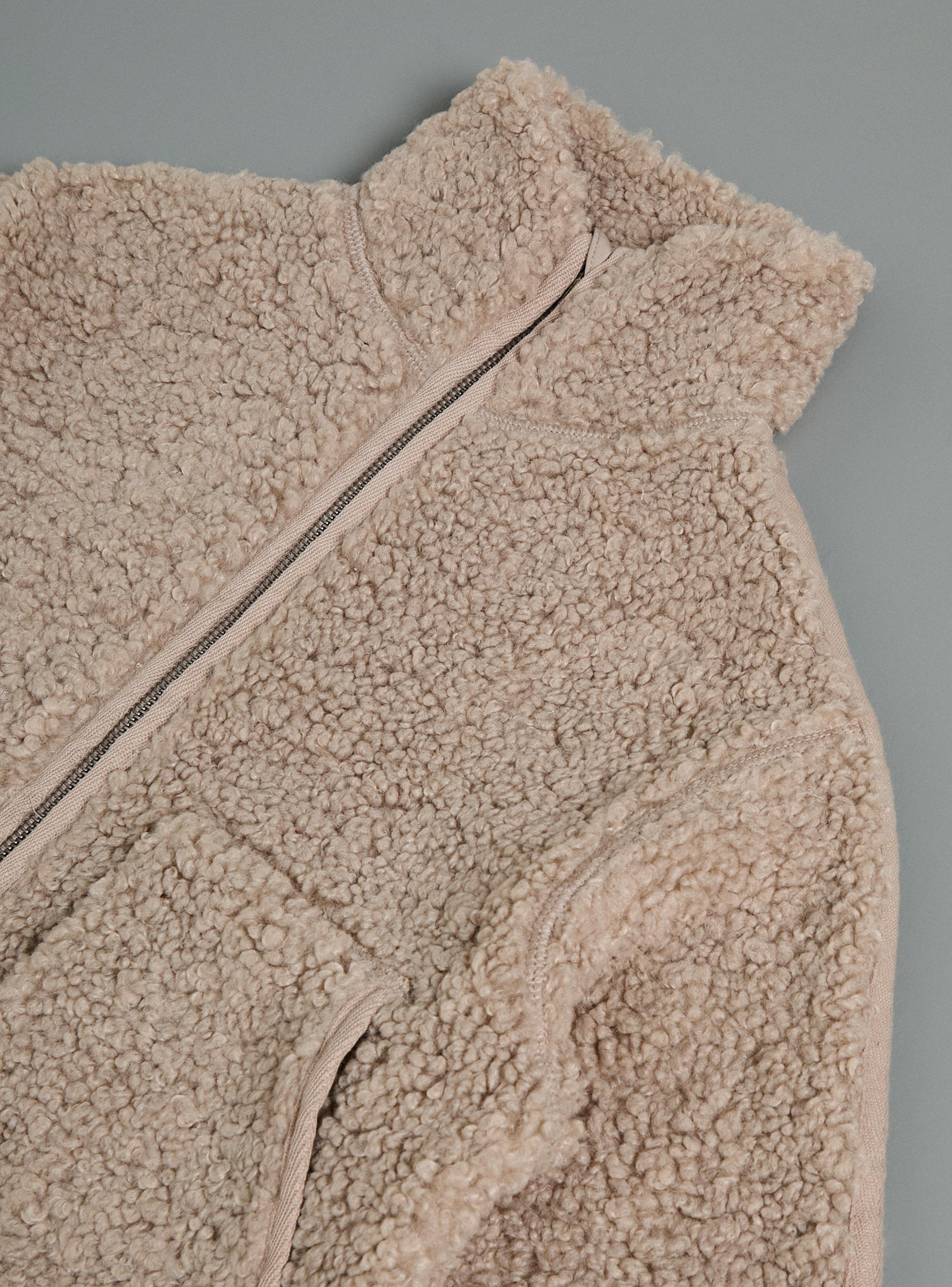 Chaqueta Sherpa con Cortes y Bolsillos Frontales-3