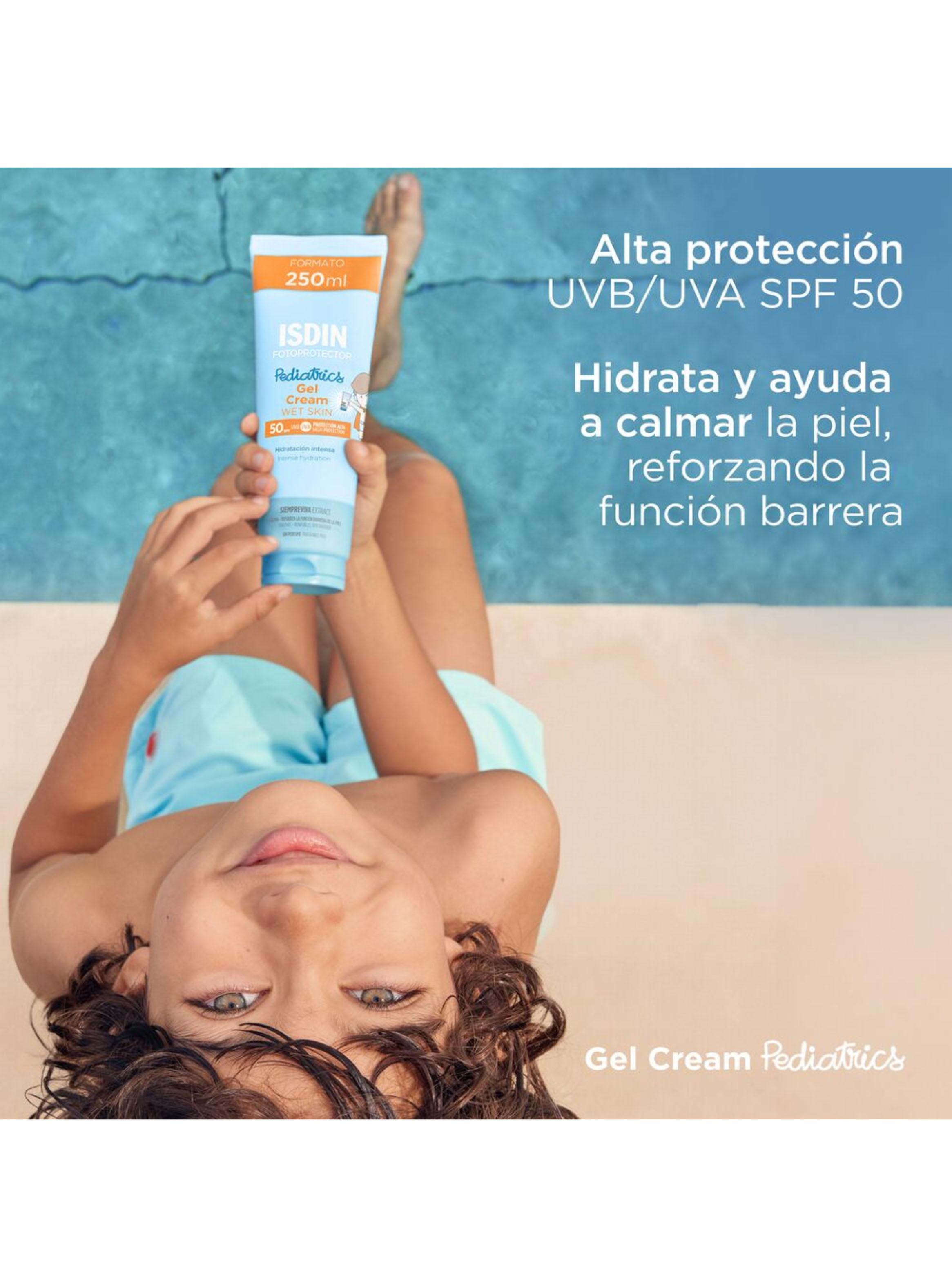 Set ISDIN Fotoprotección Facial y Corporal Pediatrics SPF50 + Toalla de Regalo-2