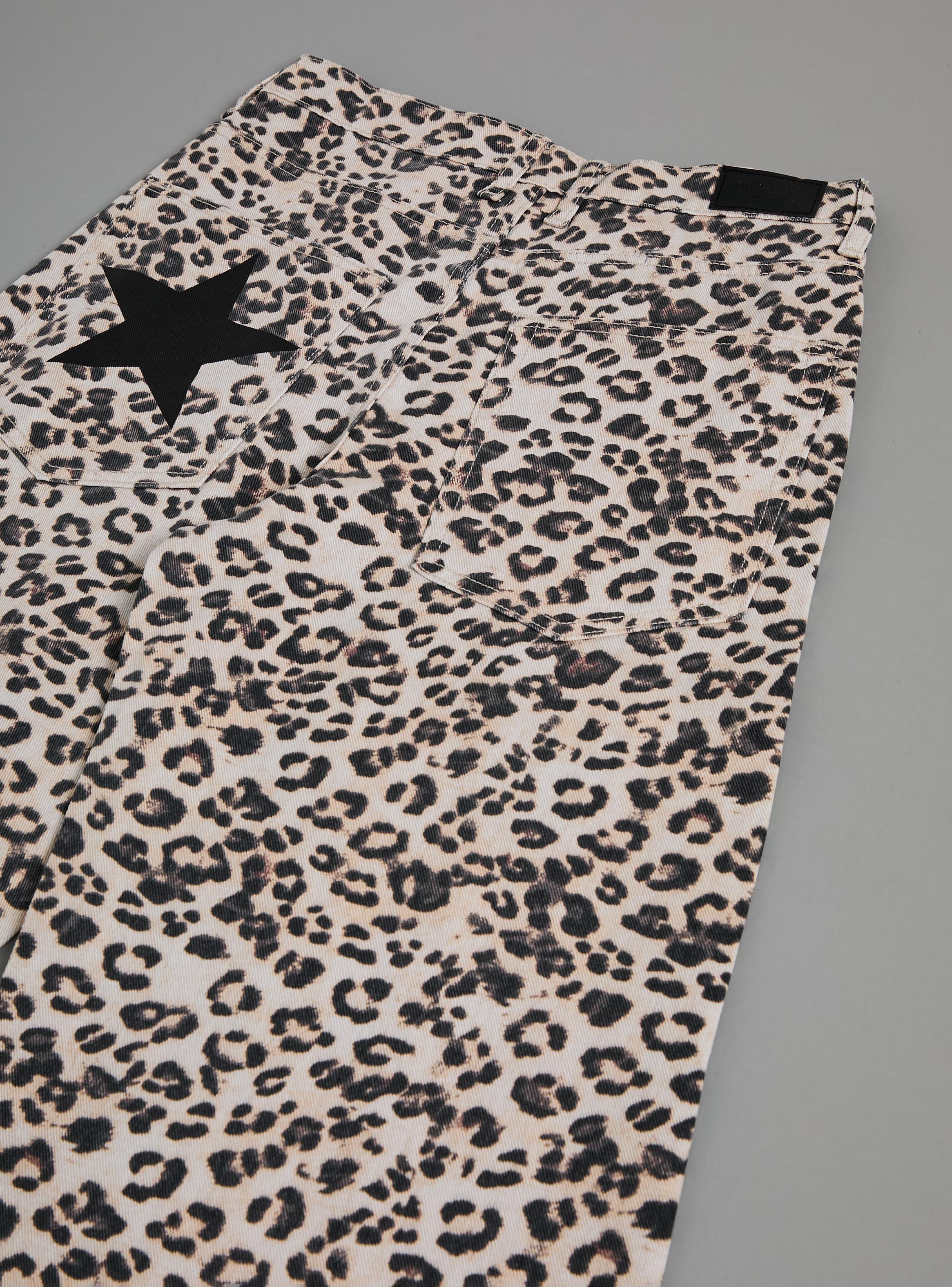 Jeans Barrel Animal Print con Estrella Bolsillo Trasero-2