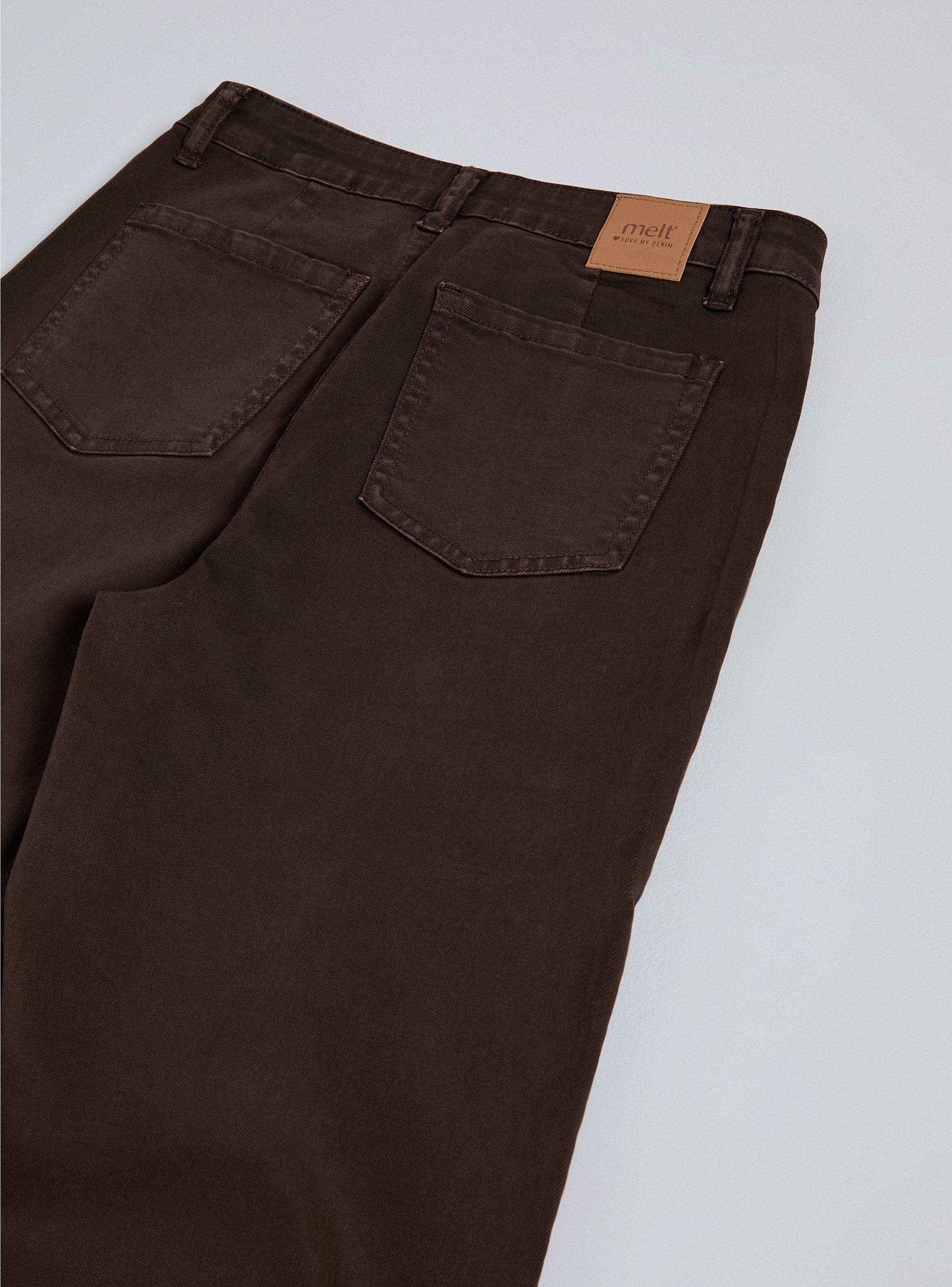 Pantalón con Tachas en Bordes-2