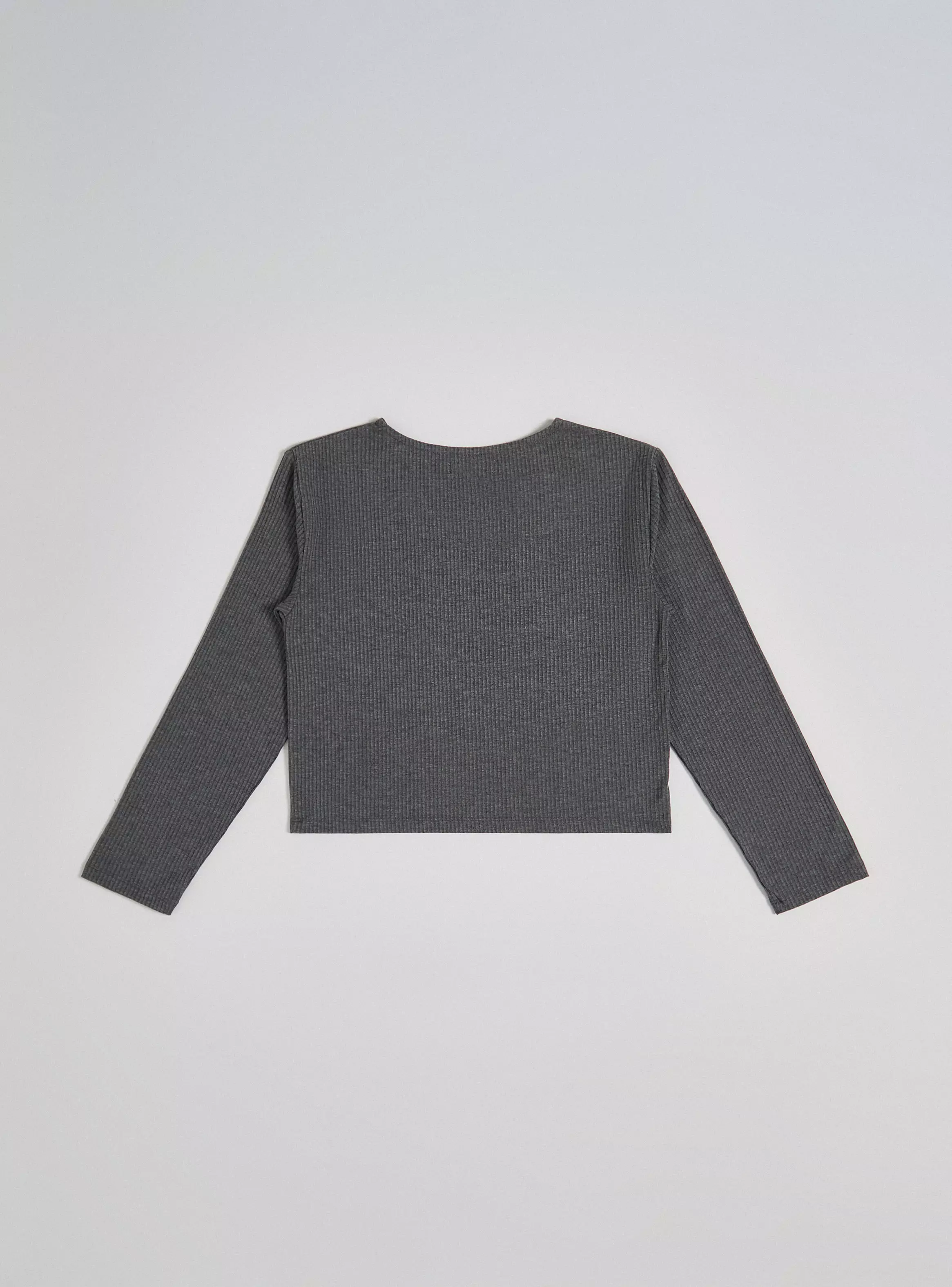 Polera Acanalado Cuello Redondo con Tachas-2