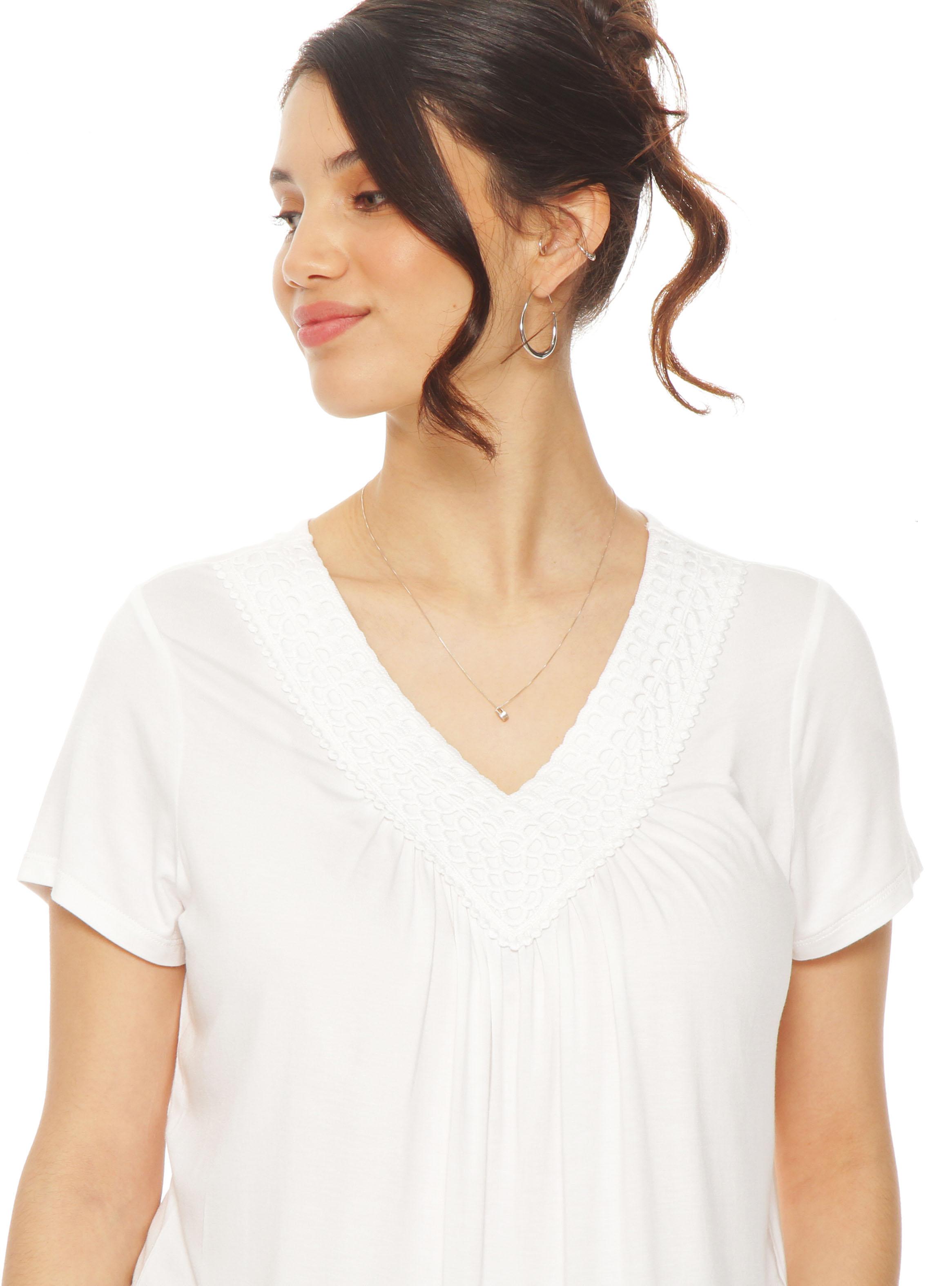 Polera Manga Corta Escote V y Aplicación-2