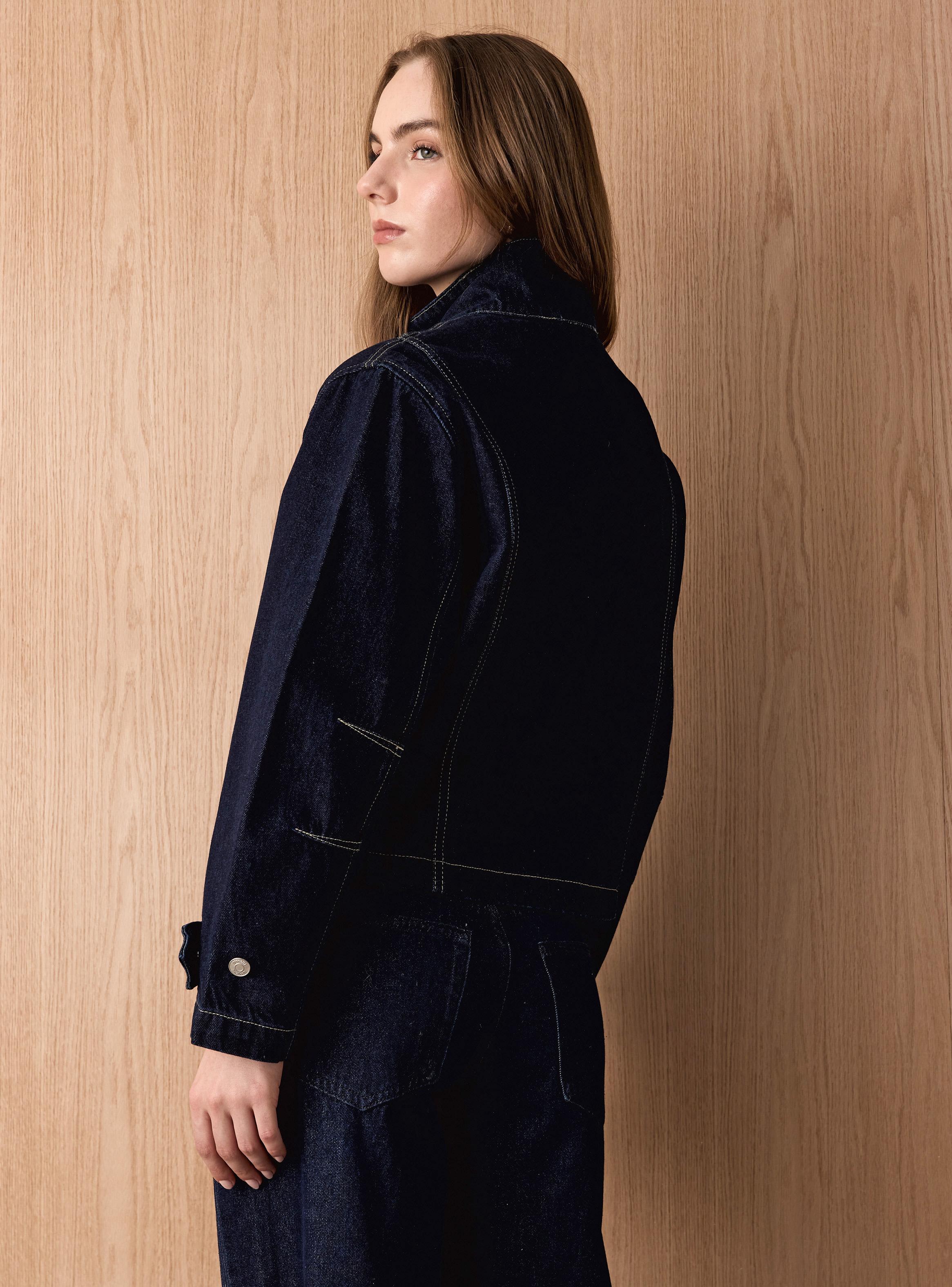 Chaqueta Cuello en Contraste-1