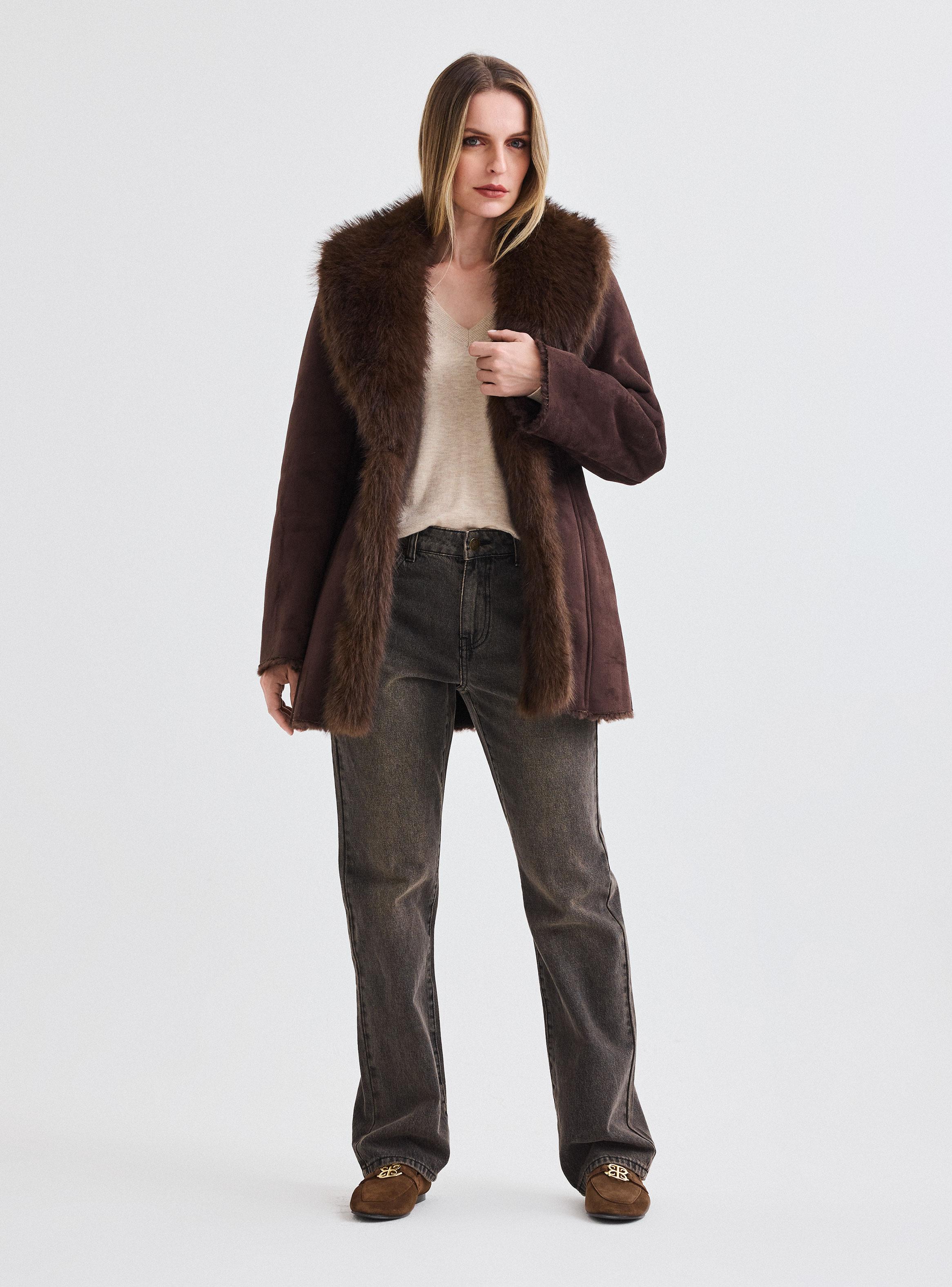 Chaqueta Bonded con Solapa y Puños de Piel-4